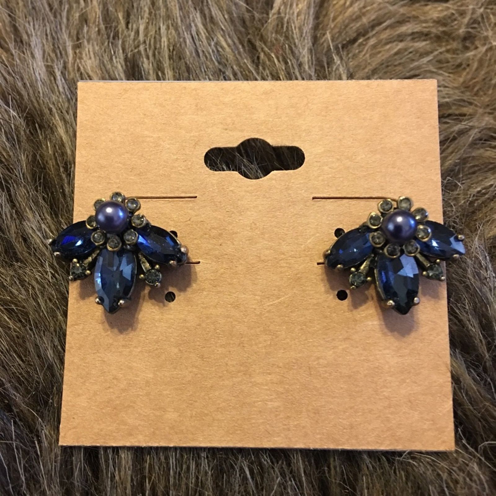 Vintage Vintage faceted blue glass stone pierced earrings Size ONE SIZE - 2 Thumbnail