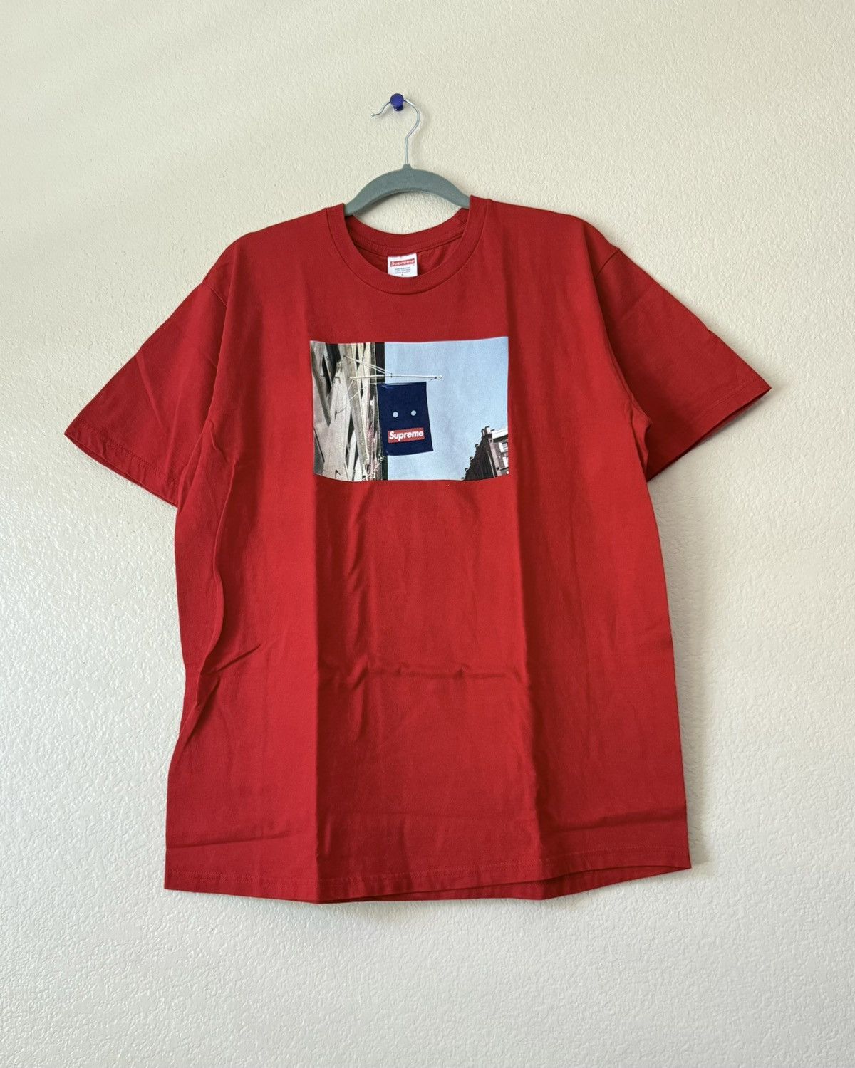 Supreme Supreme Banner Tee FW19, Red, Large Size US L / EU 52-54 / 3 - 1 Thumbnail