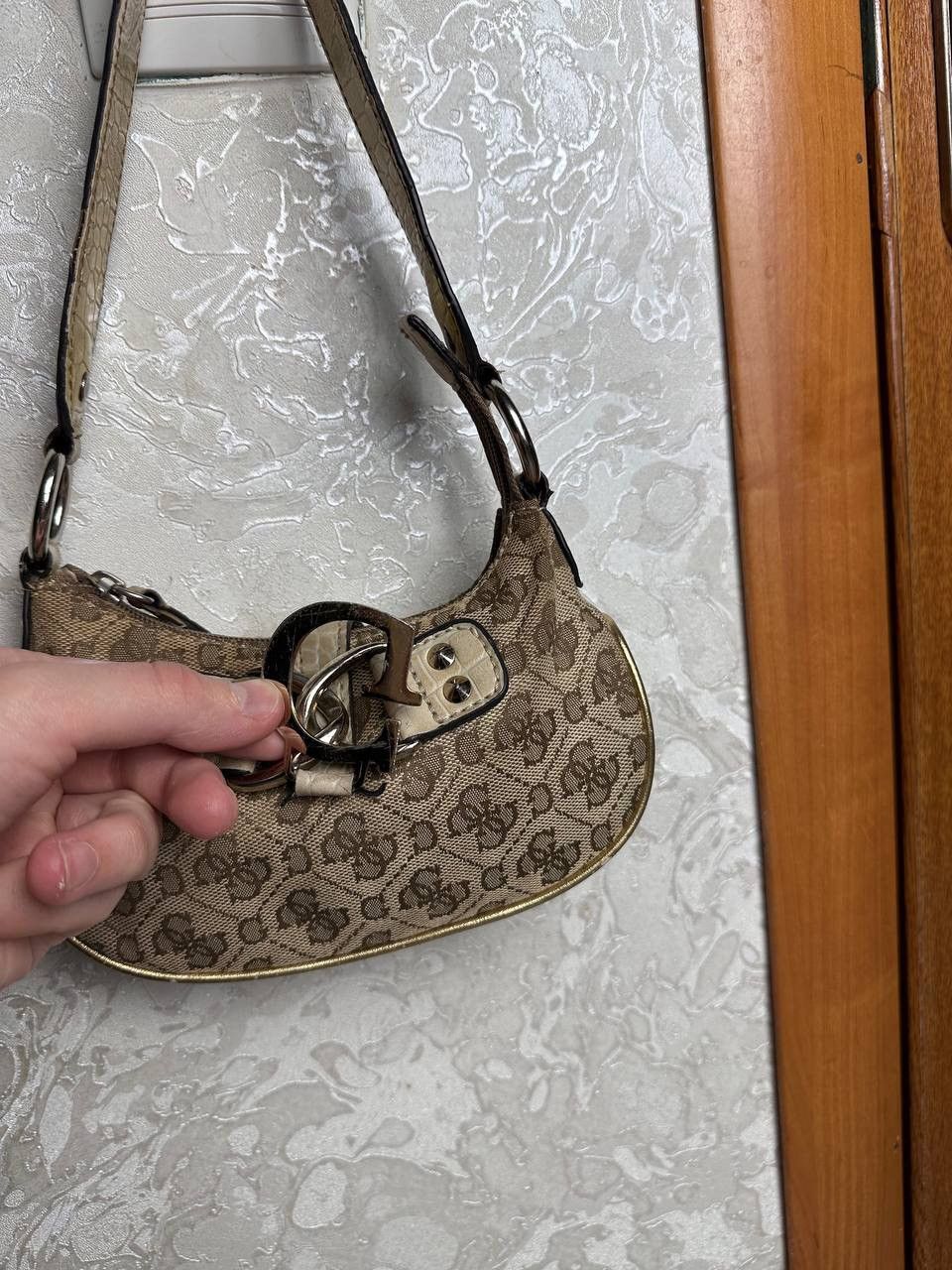 Guess Guess Vintage Y2K Avantgarde Mini Bag Very Rare Monogram Size ONE SIZE - 11 Thumbnail