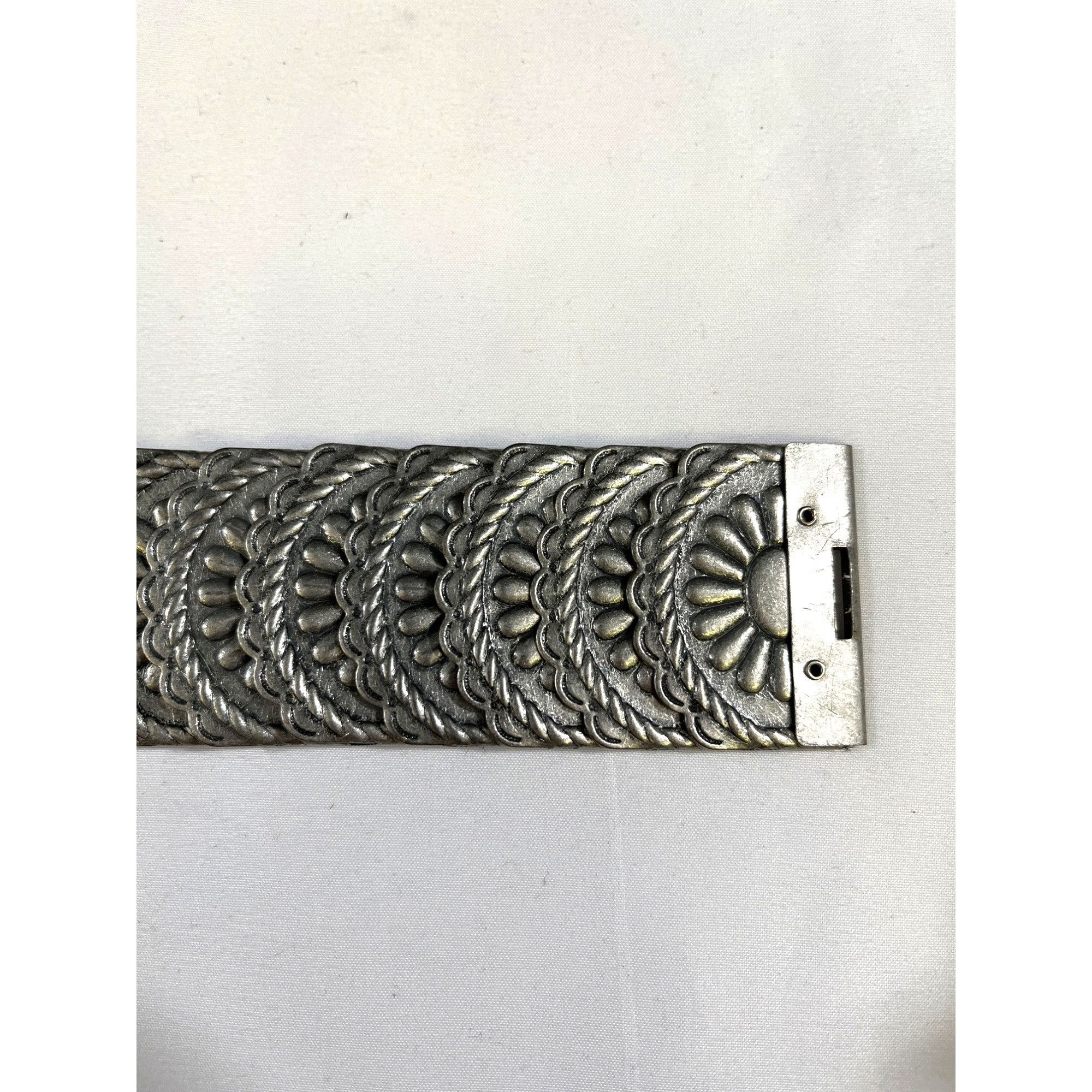 Other Vintage Women's Silver 37" Stretchable Waist Belt SKU 6292 Size ONE SIZE - 5 Thumbnail