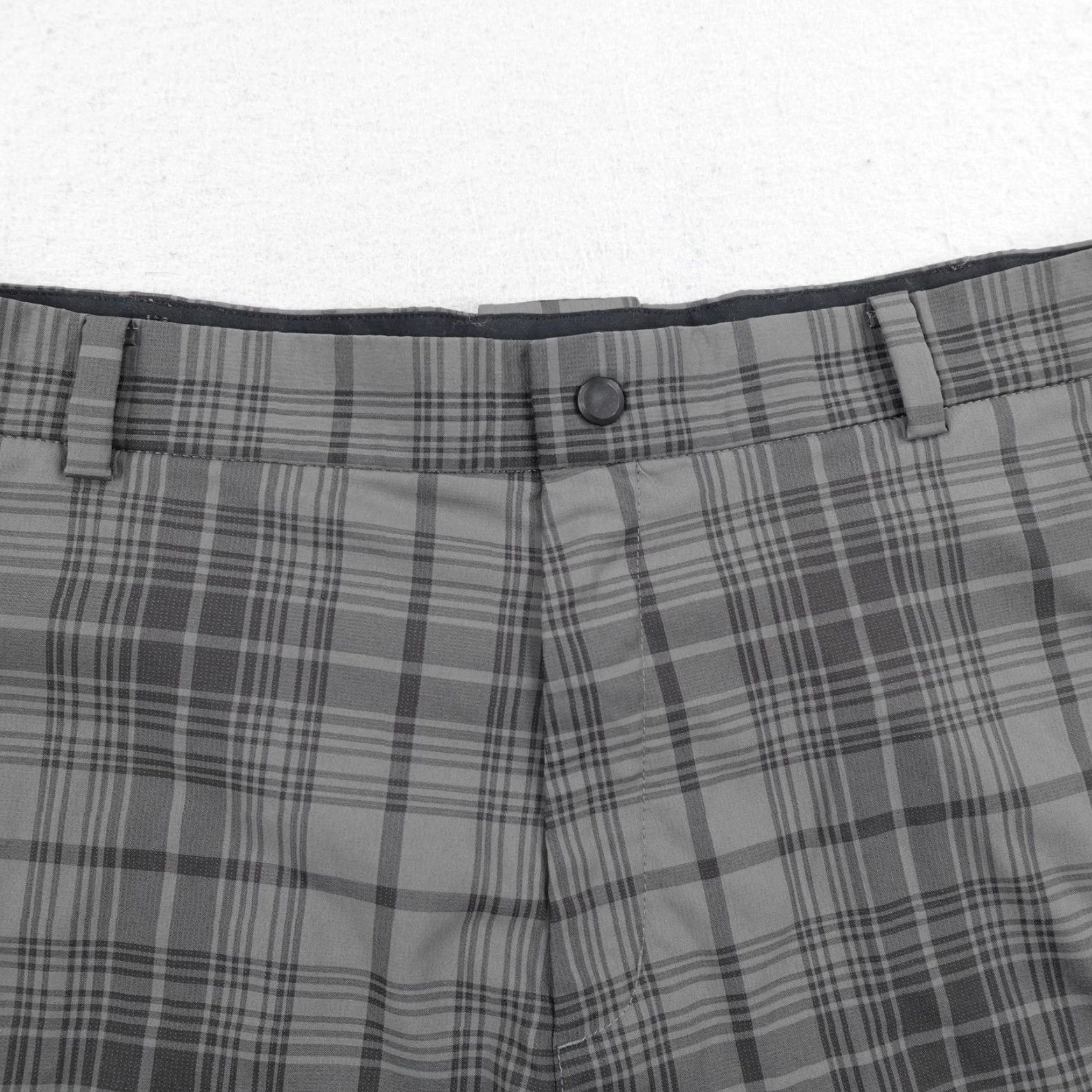 Nike Nike Shorts Mens 38 Gray Plaid Dri Fit Performance Golf Golfer Chino Swoosjh Size US 38 / EU 54 - 2 Thumbnail