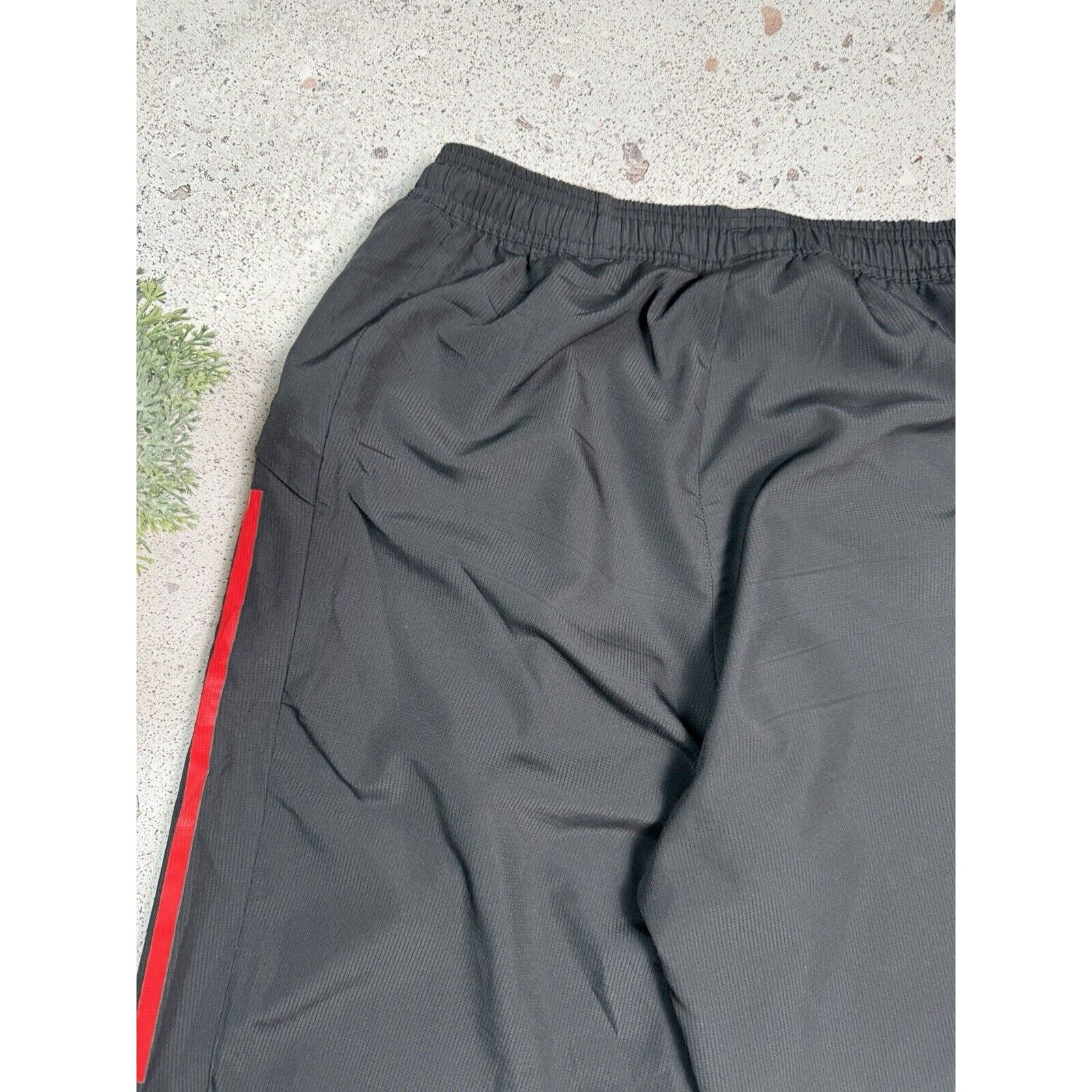 Adidas Adidas Bayern Munchen Trackpants Blokecore Size M Black Men Size US 32 / EU 48 - 15 Thumbnail