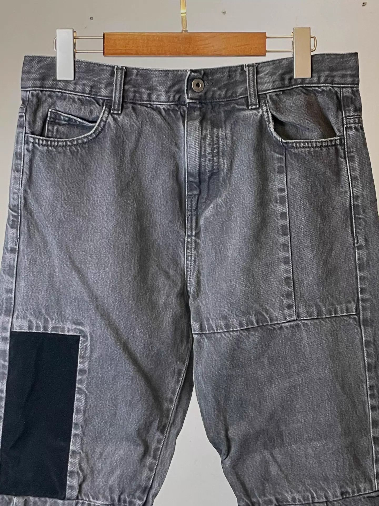 Alexander McQueen Alexander McQueen Velvet & Denim Jeans Gray/Black Size US 30 / EU 46 - 2 Thumbnail