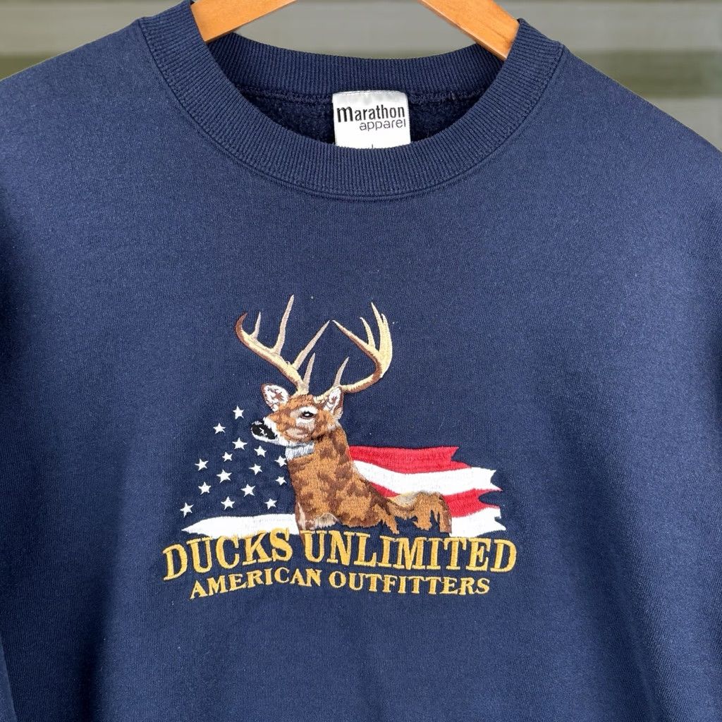 Vintage Ducks Unlimited Sweatshirt Mens Large Vintage 90s Embroidered Buck Deer Flag USA Pullover Crew Neck Blue Size US L / EU 52-54 / 3 - 1 Thumbnail