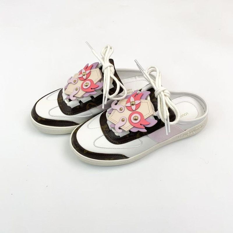 Louis Vuitton Louis Vuitton White Floral Design Slide Sandals 0079 Size US 5 / IT 35 - 1 Thumbnail