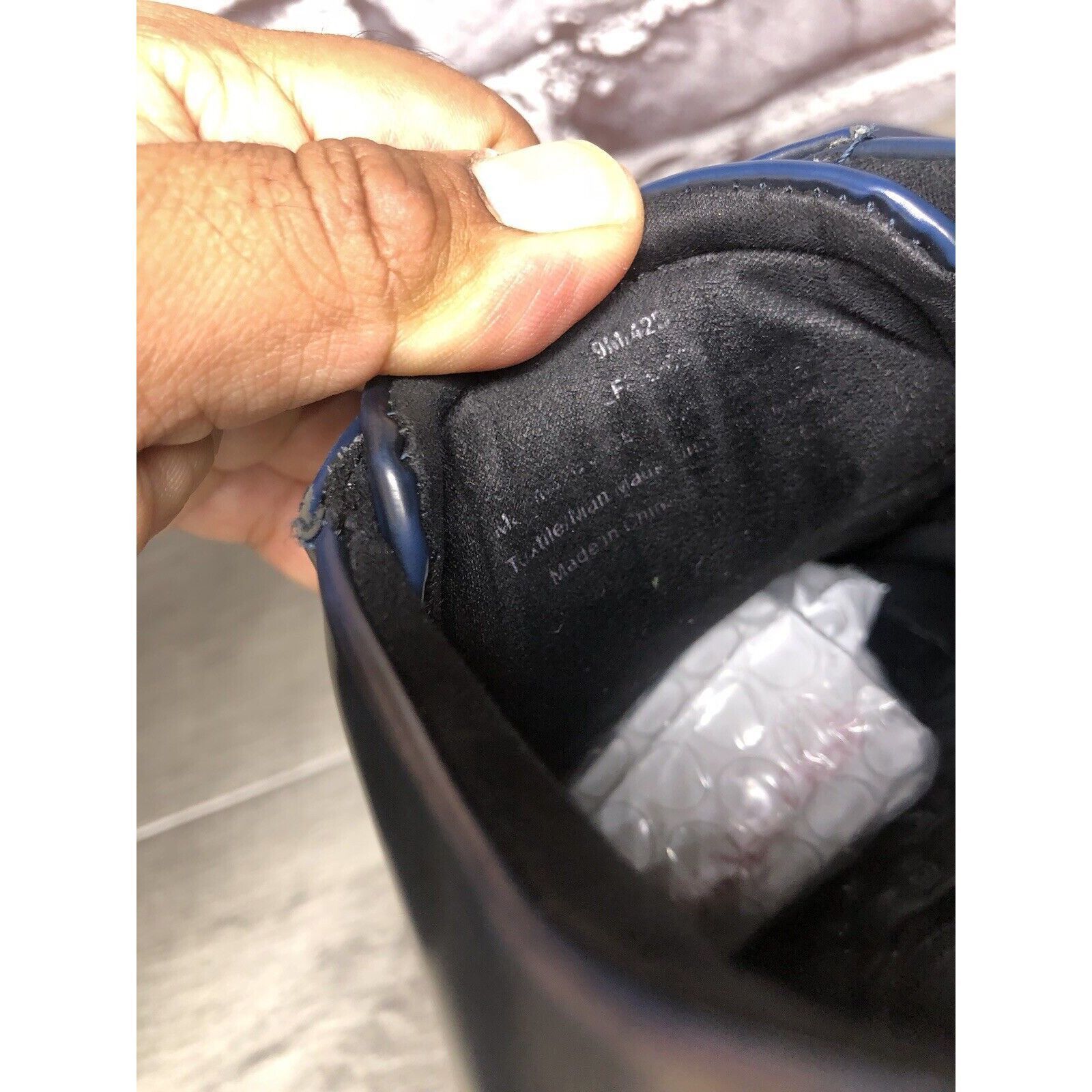 Karl Lagerfeld KARL LAGERFELD Navy Blue Patent Leather Lace Up Sneakers Sho Size US 9 / EU 42 - 10 Thumbnail