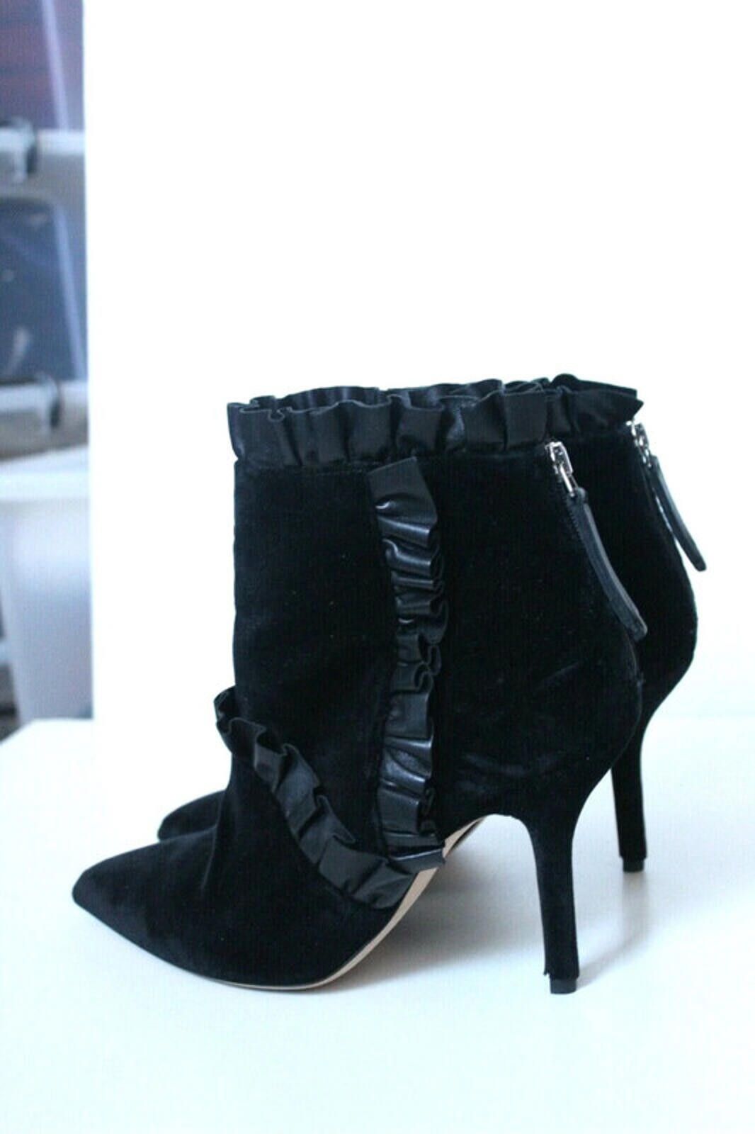 Christopher Kane Christopher Kane Leather-trimmed Velvet Ankle Boots 38 uk 5 Size US 7 / IT 37 - 2 Thumbnail