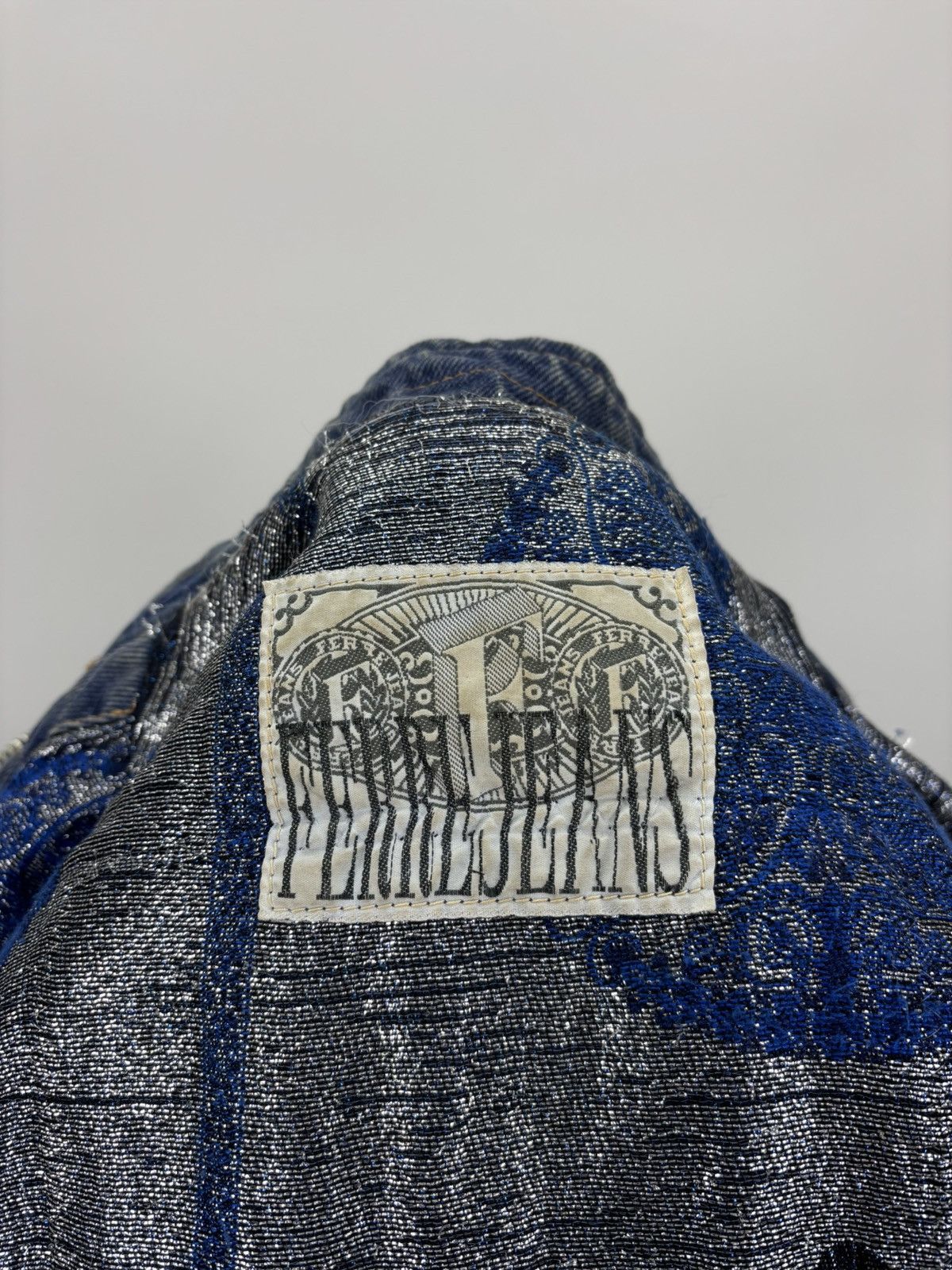Gianfranco Ferre × Vintage Womens vintage denim jacket Gianfranco Ferre Jeans Size 36 Size XS / US 0-2 / IT 36-38 - 14 Thumbnail
