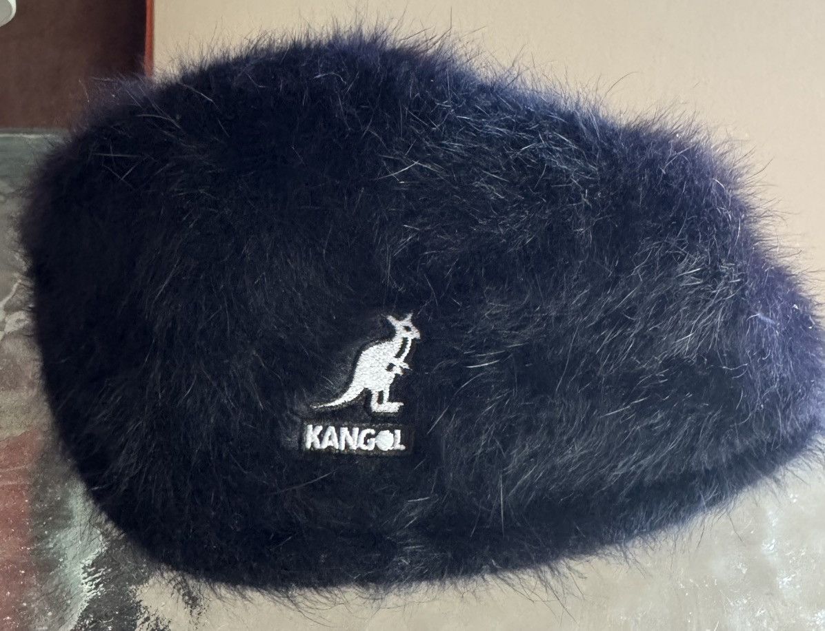 Kangol Kangol Furry Black Hat – Soft Faux Fur, Classic Logo Size ONE SIZE - 1 Thumbnail