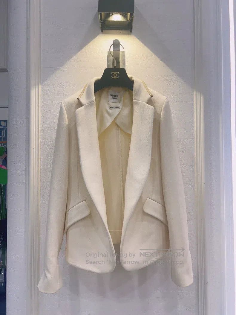 Hermes Hermes Cream-colored women's stand-collar fitted equestria Size XS / US 0-2 / IT 36-38 - 1 Thumbnail