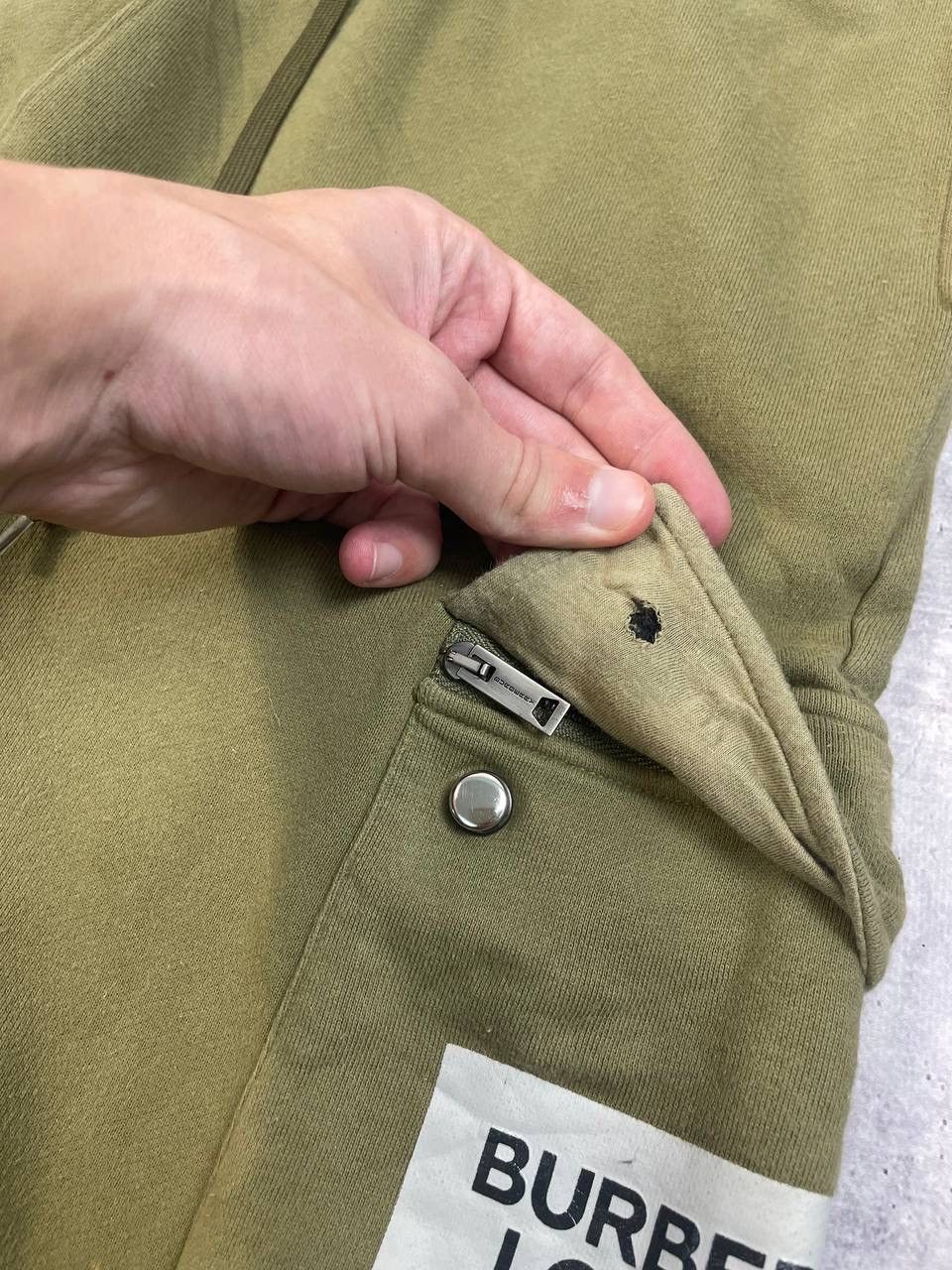 Burberry Burberry London Cargo Logo Sweatpants Y2K Size US 30 / EU 46 - 5 Thumbnail