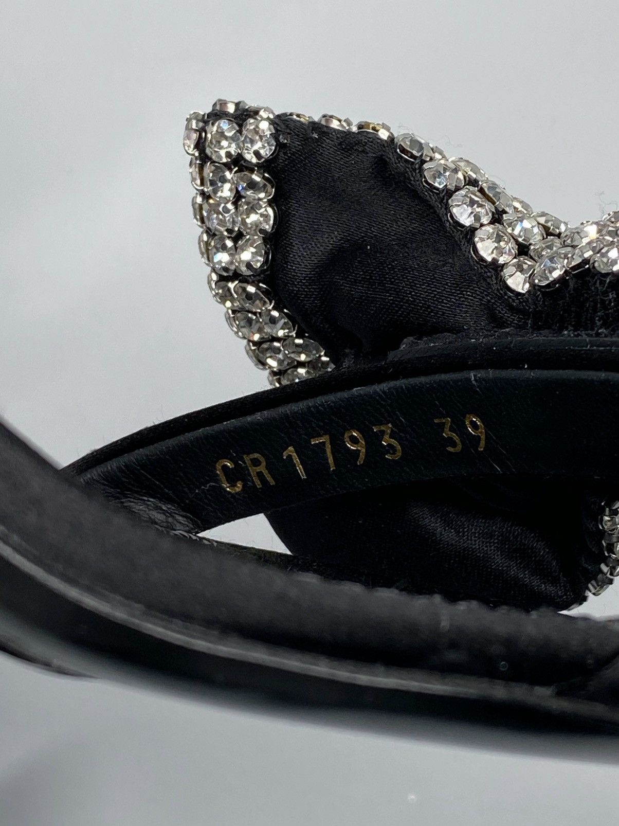 Dolce & Gabbana Dolce&Gabbana 100MM Crystal-Embellished Bow Sandals size 39 Size US 9 / IT 39 - 13 Thumbnail