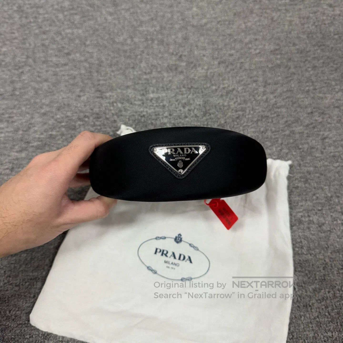 Prada Prada Delta-shaped mark; regenerated nylon hairband| Size ONE SIZE - 1 Thumbnail
