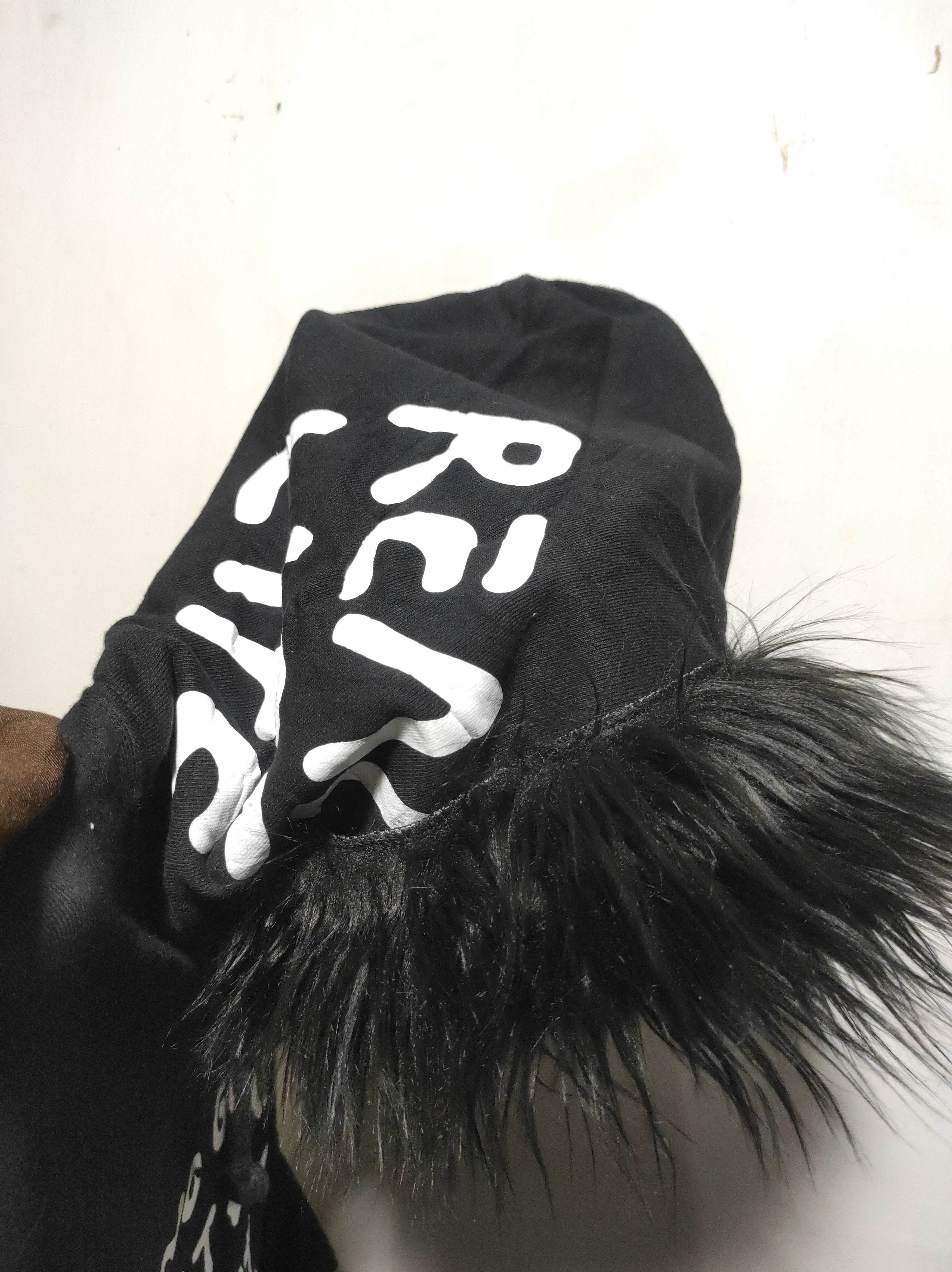 Le Grande Bleu (L.G.B.) UT Uniqlo Trouble Andrew Fur Hoodie i6w9 Lgb Style Size US XL / EU 56 / 4 - 10 Thumbnail