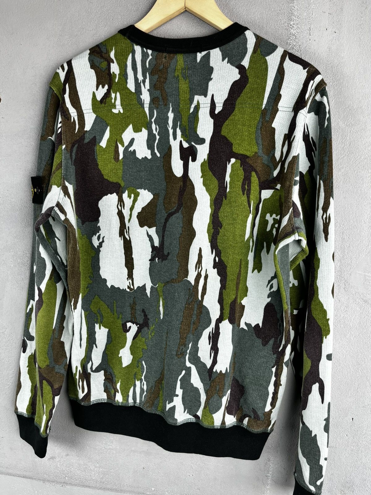 Stone Island Stone Island Garment Dyed Camo Green sweatshirt Size US L / EU 52-54 / 3 - 13 Thumbnail