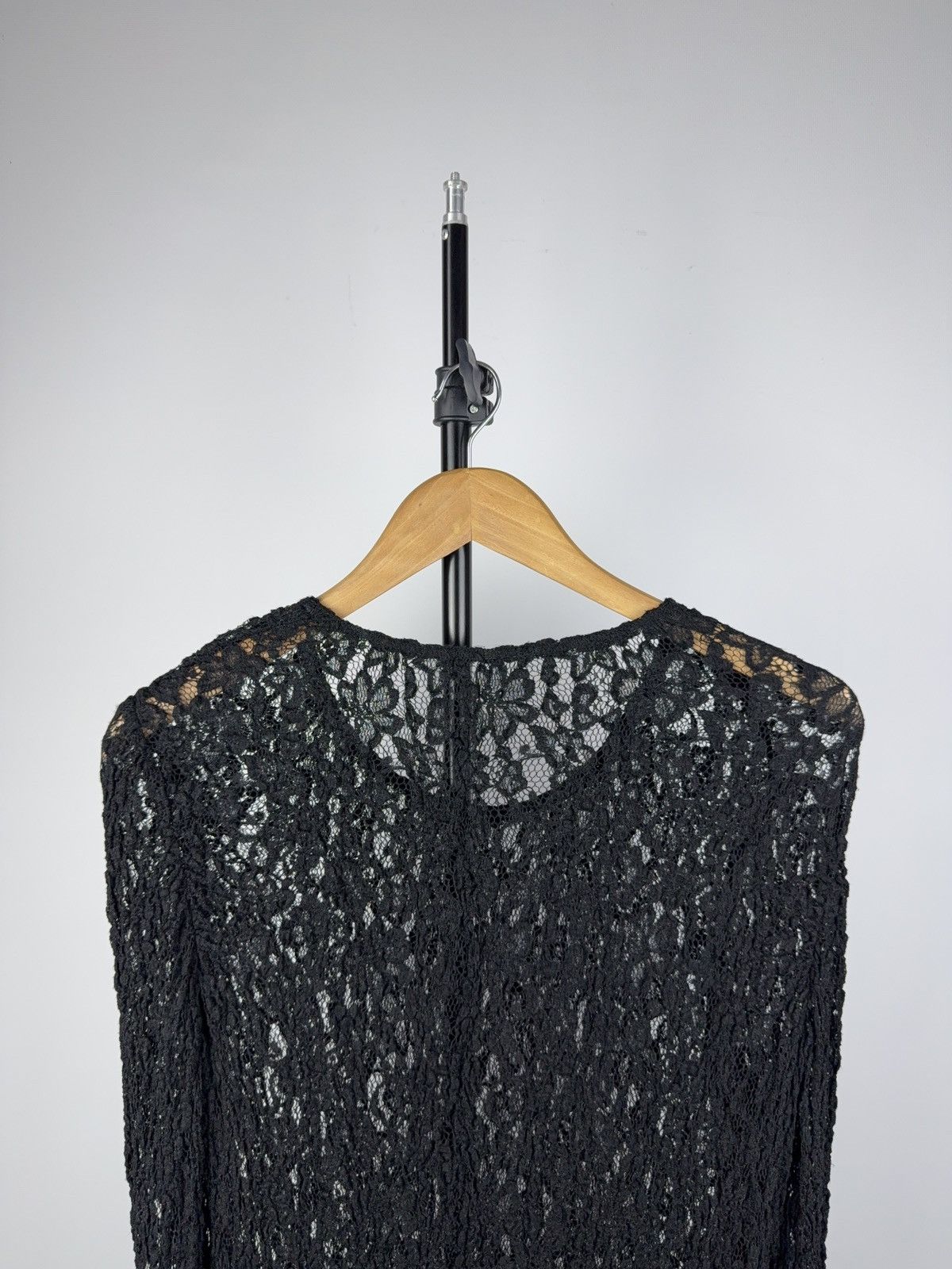 Japanese Brand Gothic Black Lace Blouse with Floral Cutwork & Puff Sleeves Size S / US 4 / IT 40 - 5 Thumbnail