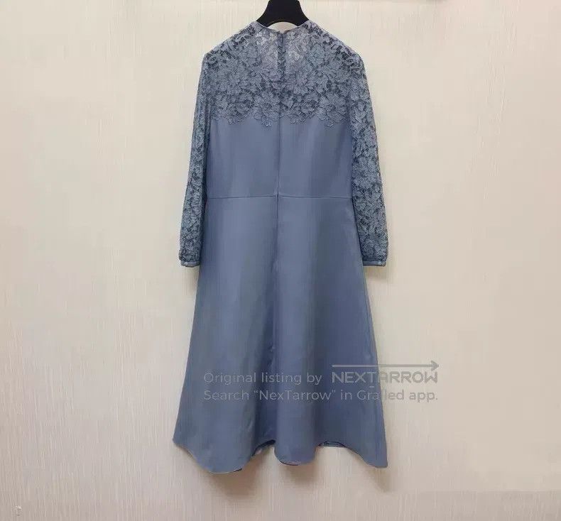 Valentino Valentino dress Size M / US 6-8 / IT 42-44 - 4 Thumbnail