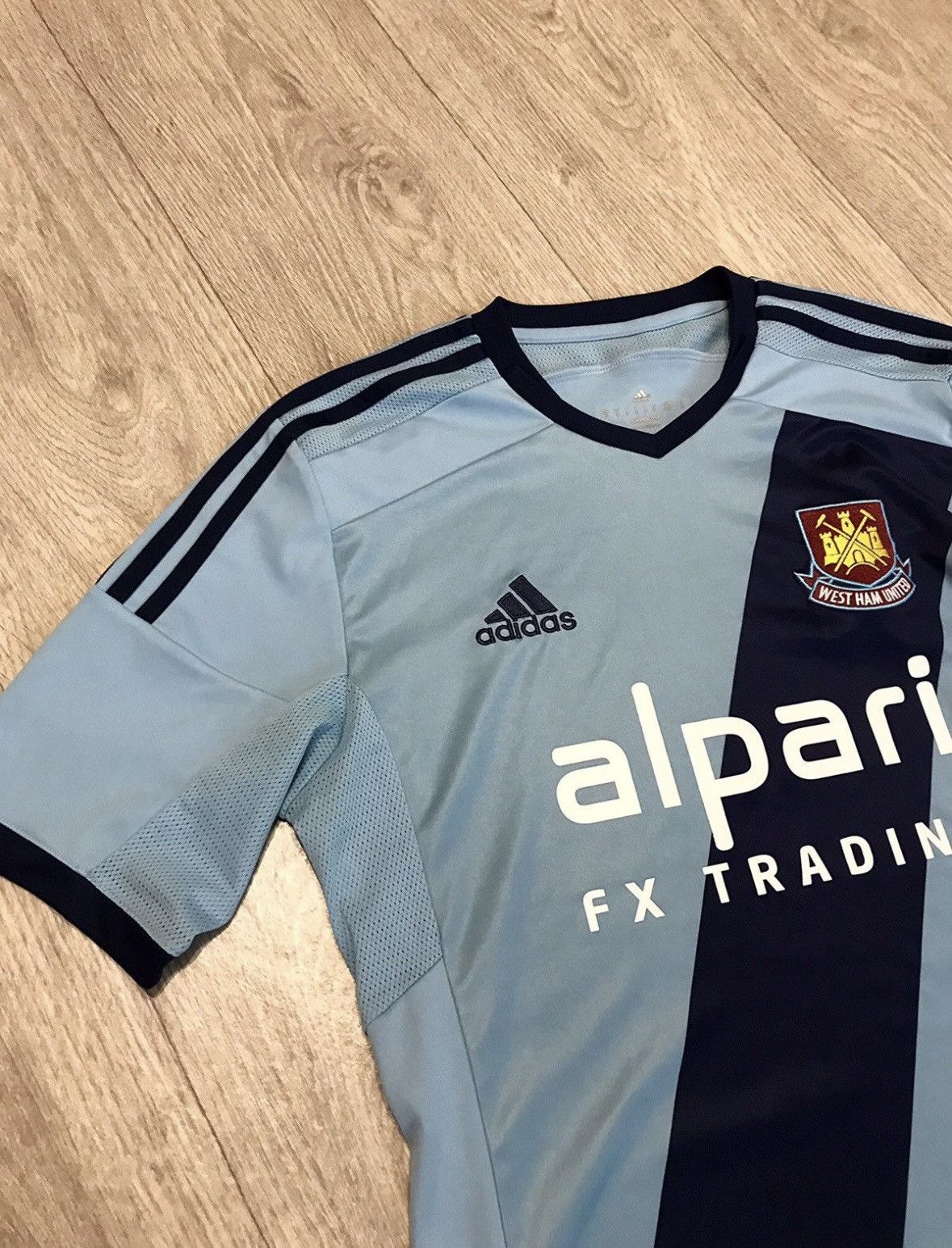Adidas 🔷Adidas West Ham United 2014/15 Soccer jersey🔷 Size US S / EU 44-46 / 1 - 2 Thumbnail