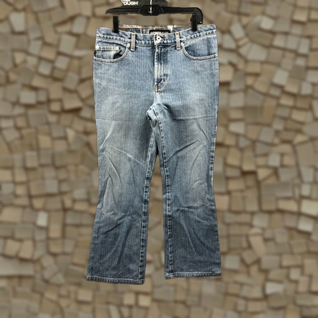 Express Express Jeans Size 7 Juniors Medium Wash Blue Denim Flared Size 28" / US 6 / IT 42 - 1 Thumbnail