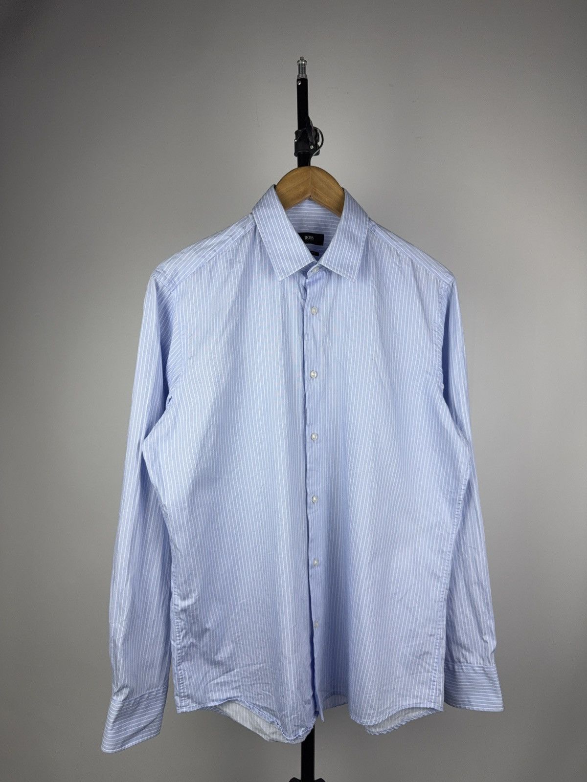 Hugo Boss Boss Hugo Boss Blue Striped Shirt Regular Fit 39 15 1/2 M Size US M / EU 48-50 / 2 - 1 Thumbnail
