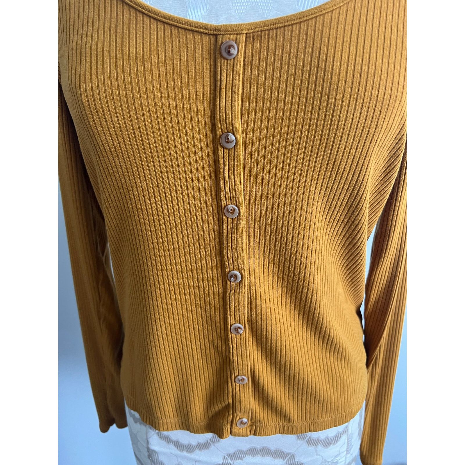 H&M H & M Junior's Ribbed Mustard Button Up Sweater Large Size L / US 10 / IT 46 - 3 Thumbnail