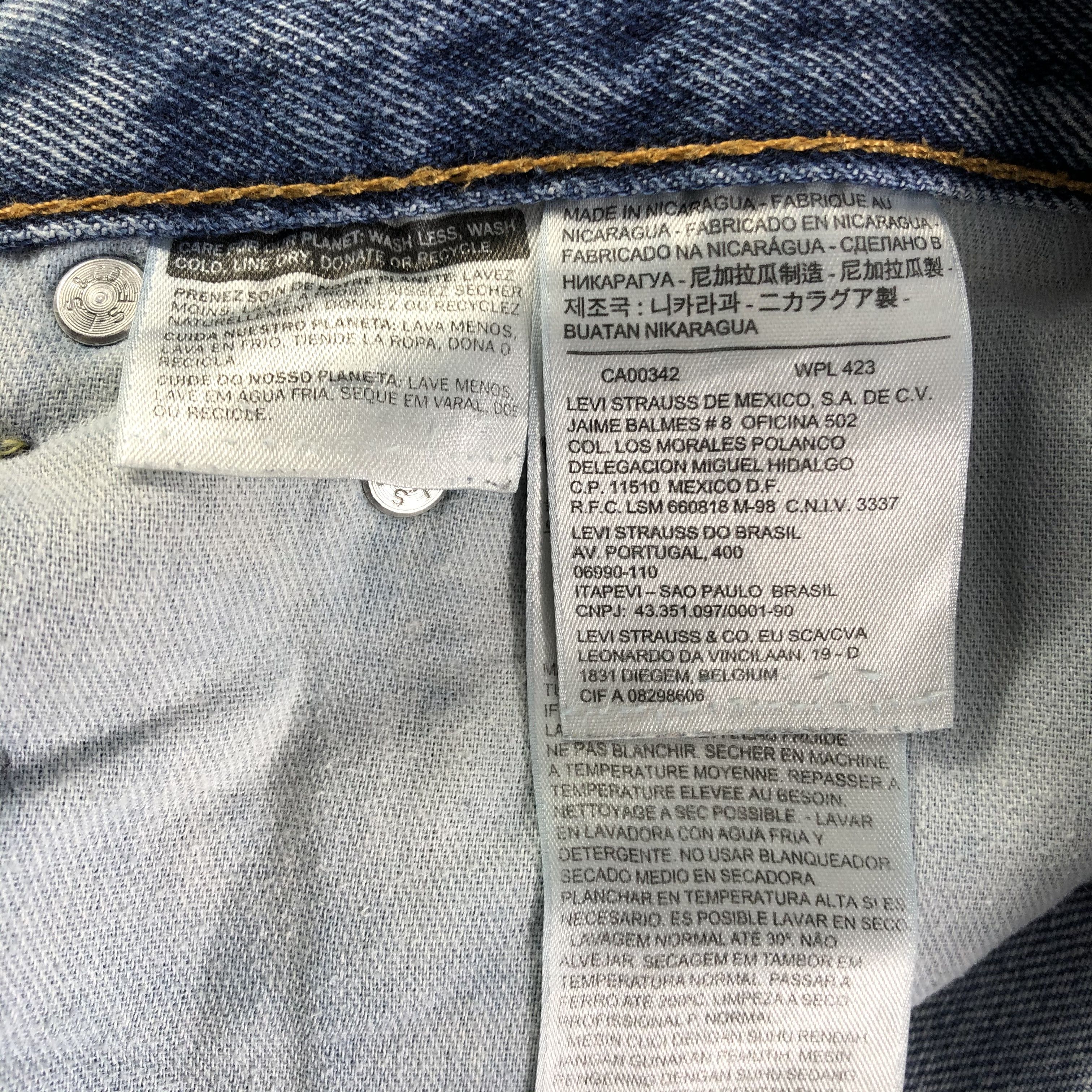 Levi's Vintage Blue Wash Levis 505 Jeans-J3039 Size US 35 - 11 Thumbnail