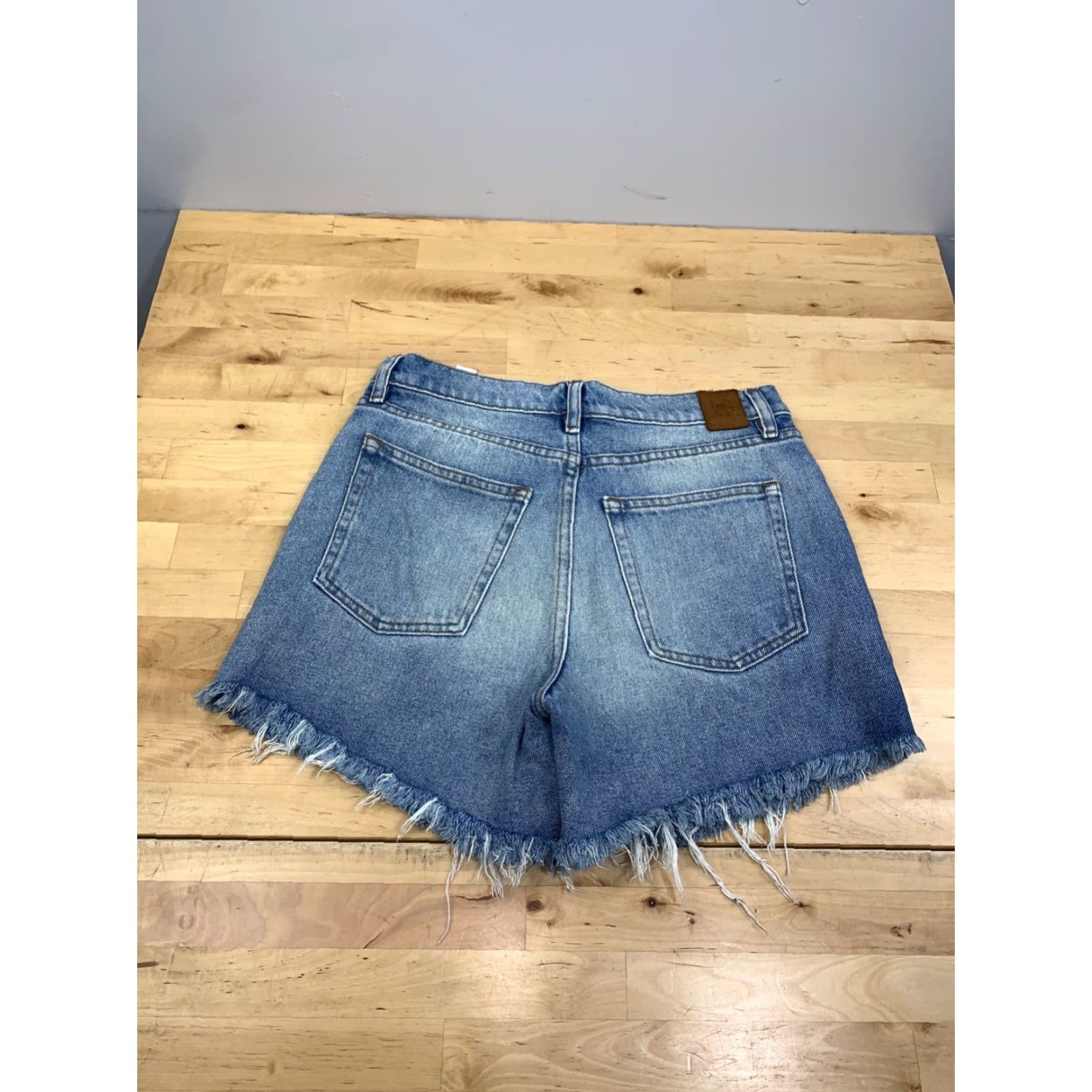 Rip Curl Rip Curl Deim Shorts Womens 7 Jorts Casual Beach Skate 11168 Size 28" / US 6 / IT 42 - 8 Thumbnail