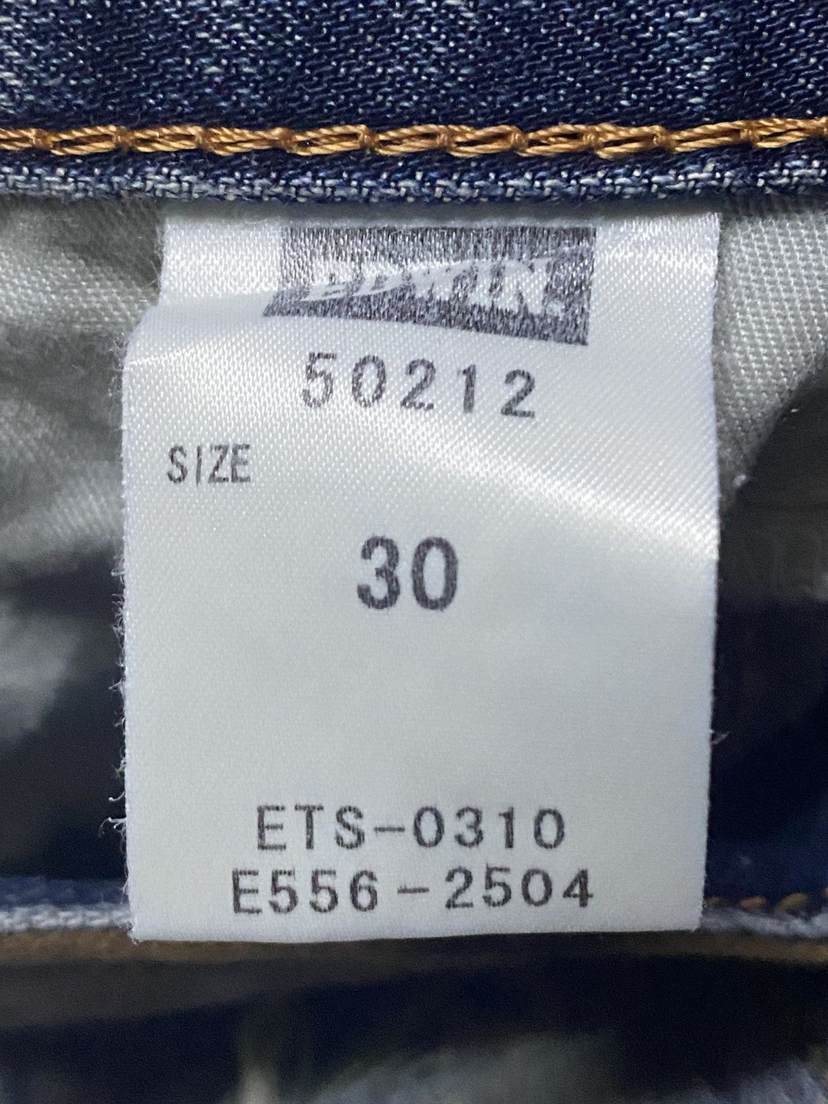 Edwin Vintage Edwin 502 Blue Wash Distressed Jeans Size US 31 - 20 Thumbnail