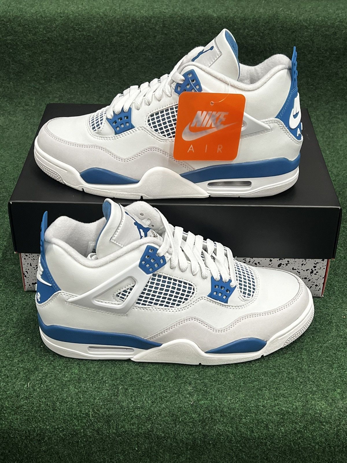 Jordan Brand Air Jordan 4 Retro Military Blue Size US 9 / EU 42 - 1 Thumbnail