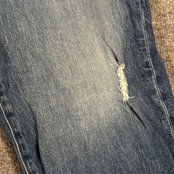 J.Crew J. Crew Jeans Boyfriend Relaxed Medium Wash Distressed Cropped Denim Slim Anklet? Size 24" / US 00 / IT 34 - 4 Thumbnail