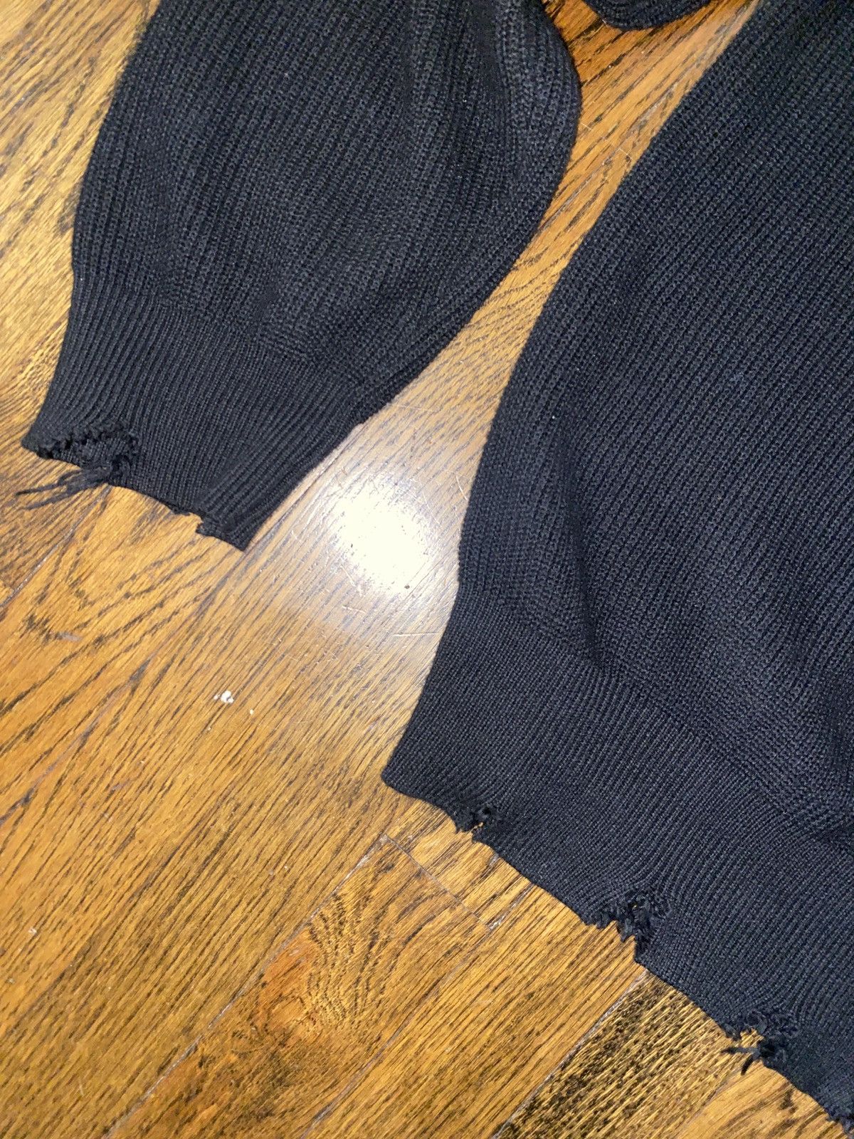 Laneus Made in Italy Laneus Black Distressed Sweater Size XL Size US XL / EU 56 / 4 - 5 Thumbnail