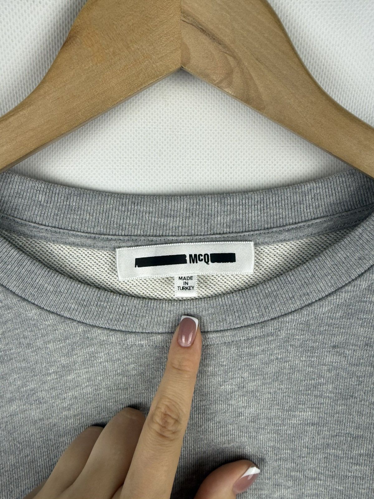 McQ Alexander McQueen Mcq Alexander McQueen Big Logo Crewneck Sweatshirt Pullover Size M / US 6-8 / IT 42-44 - 9 Thumbnail