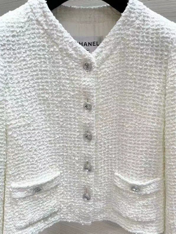 Chanel Chanel 23 small v-neck soft mud white coats Size XXS / US 00 / IT 34 - 2 Thumbnail