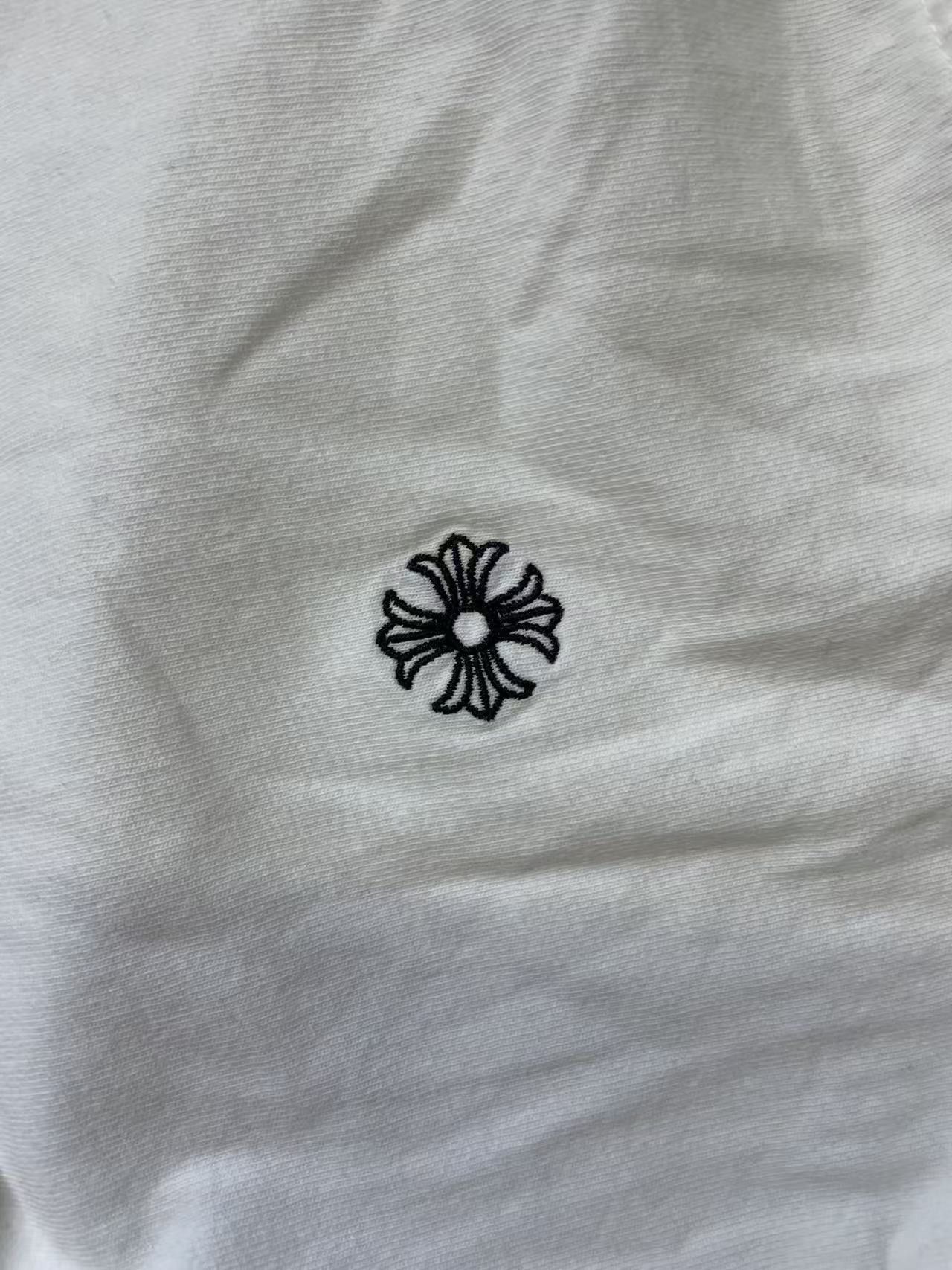 Chrome Hearts Chrome Hearts Embroidered Dagger White Long Sleeve T-Shirt Size US L / EU 52-54 / 3 - 5 Thumbnail