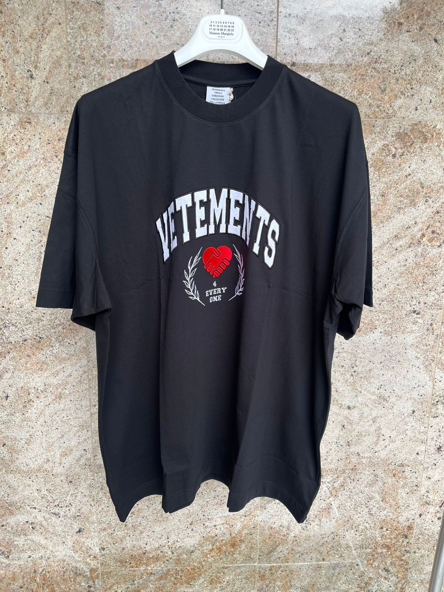 image of Vetements Solidarity Embroidered Logo T-Shirt Ss In Black, Men's (Size XS)