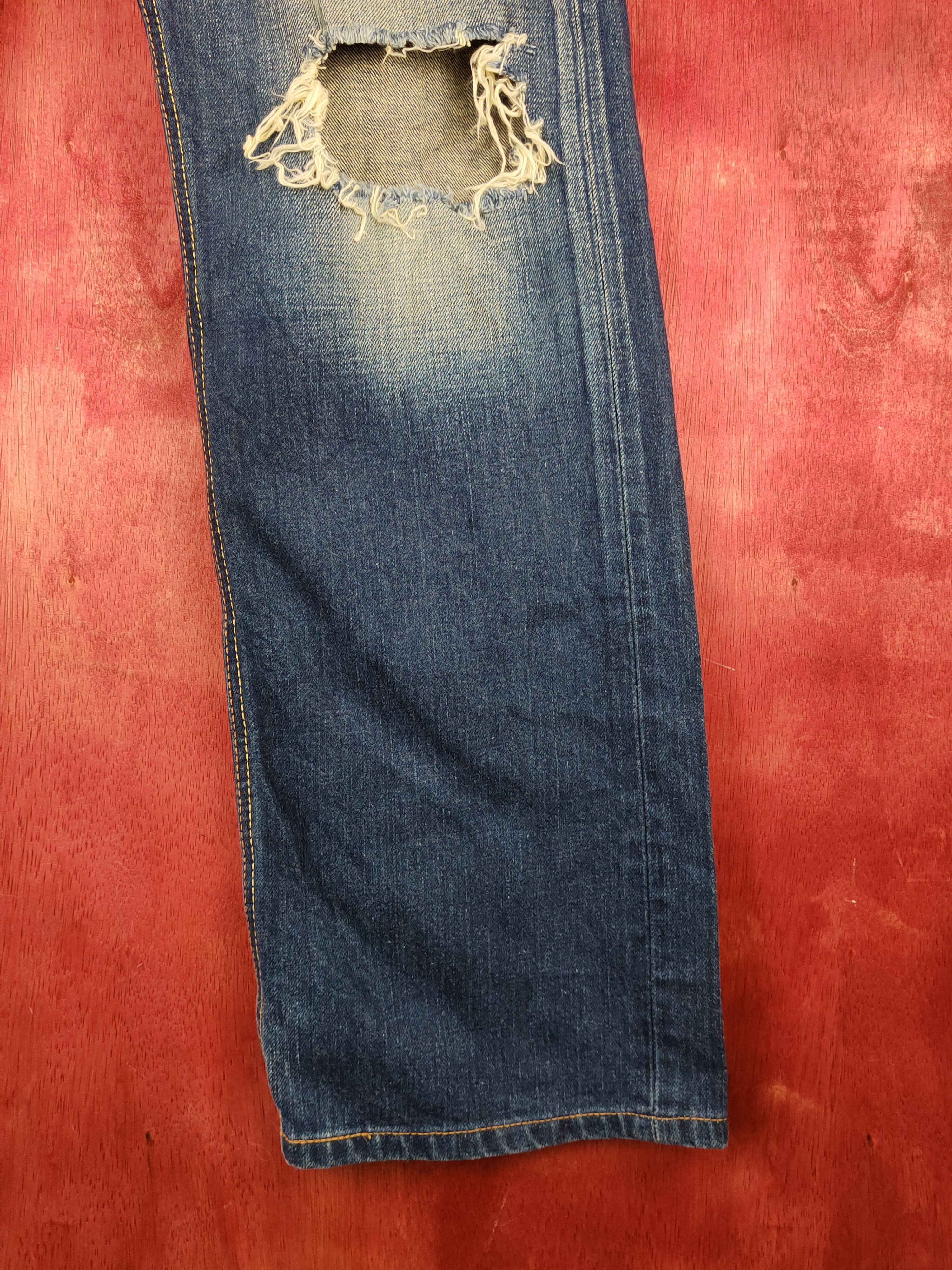 Edwin Edwin Dark faded vtg Distressed ripped jeans Denim #S1485 Size US 31 - 6 Thumbnail
