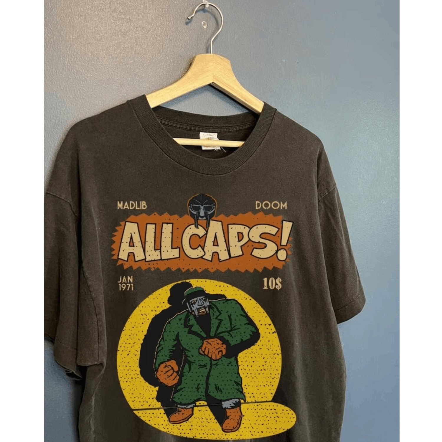 ✈ MADLIB MF DOOM (ALL CAPS!) Tシャツ MF Doom - All Caps T-SHIRT NEW – Hi-Voltage Records