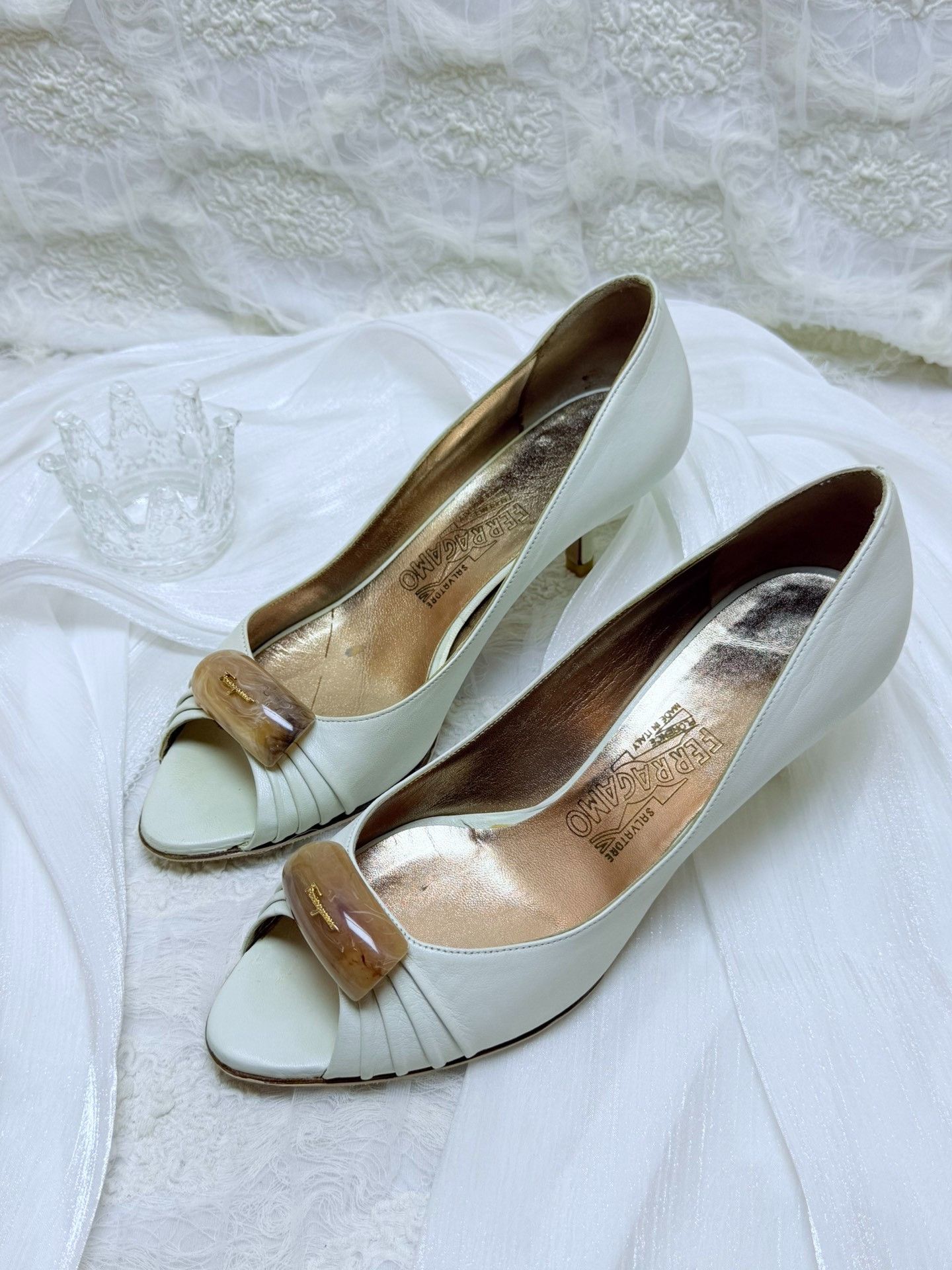 Salvatore Ferragamo Salvatore Ferragamo Leather Lowtop Sneakers us_6-5 Women Size US 6.5 / IT 36.5 - 1 Thumbnail
