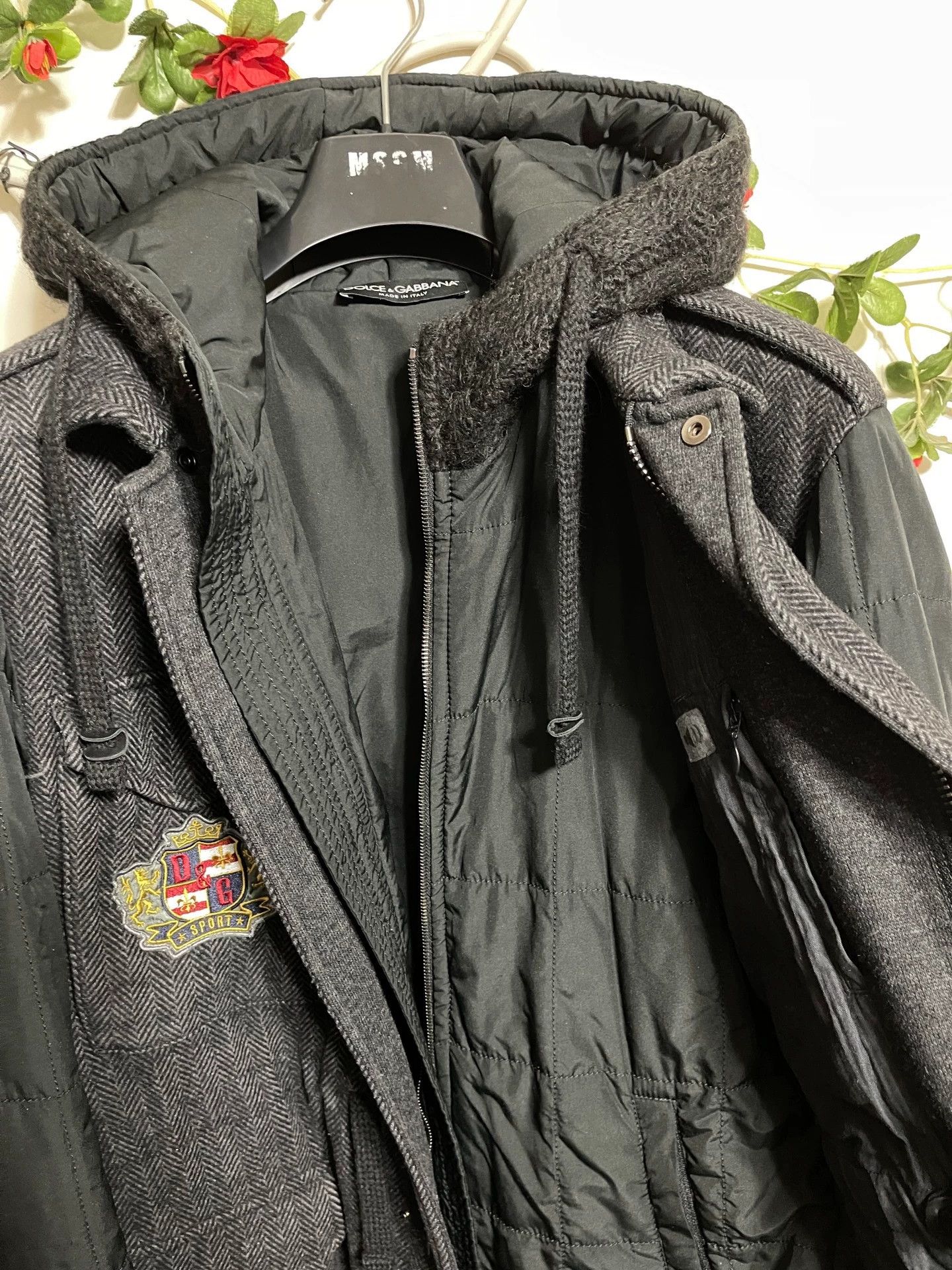 Dolce & Gabbana Dolce & Gabbana DG Thick Quilted Slim Coat 46 Size US S / EU 44-46 / 1 - 6 Thumbnail