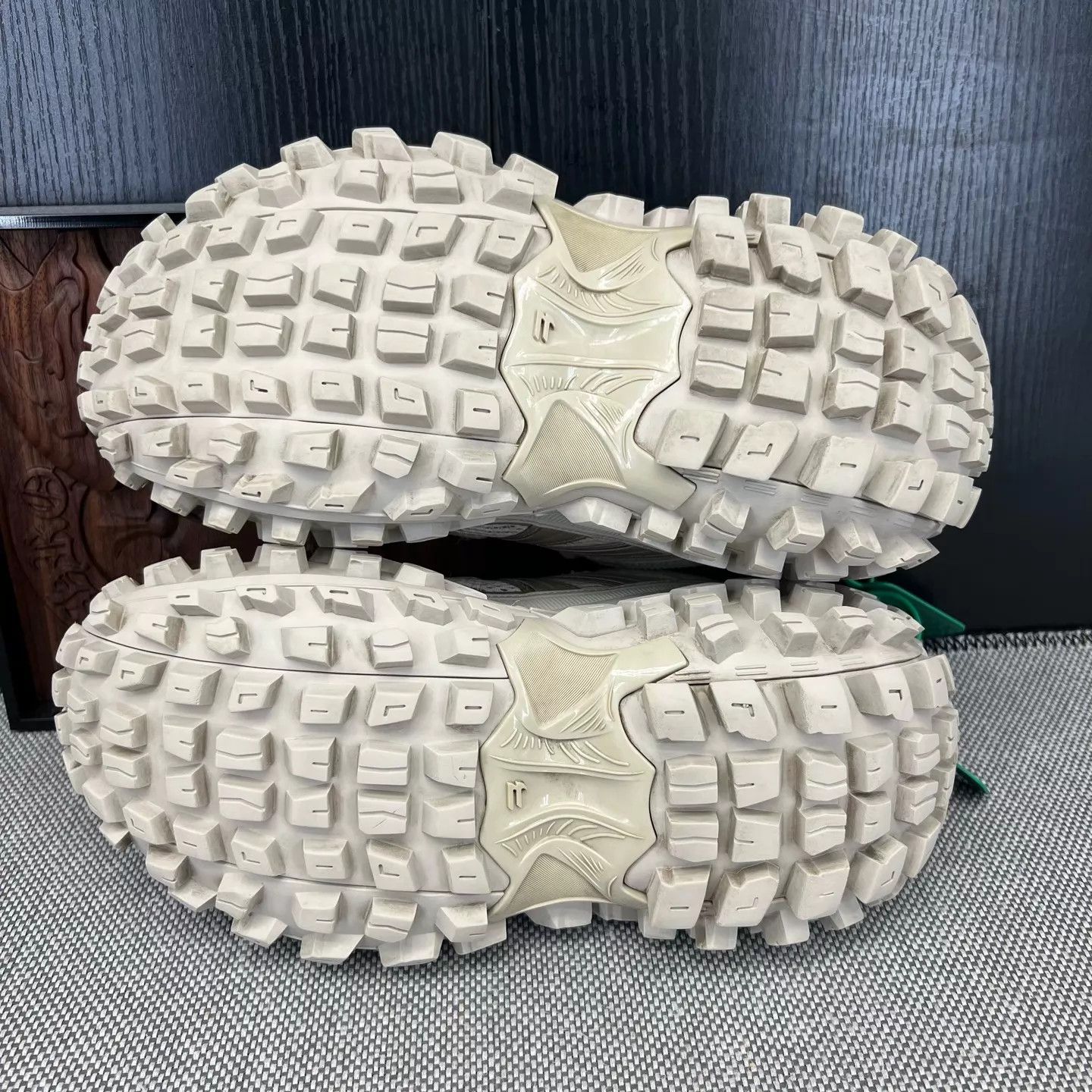 Balenciaga Balenciaga Light Brown Tire Sneaker 41 Worn Size US 8 / EU 41 - 6 Thumbnail