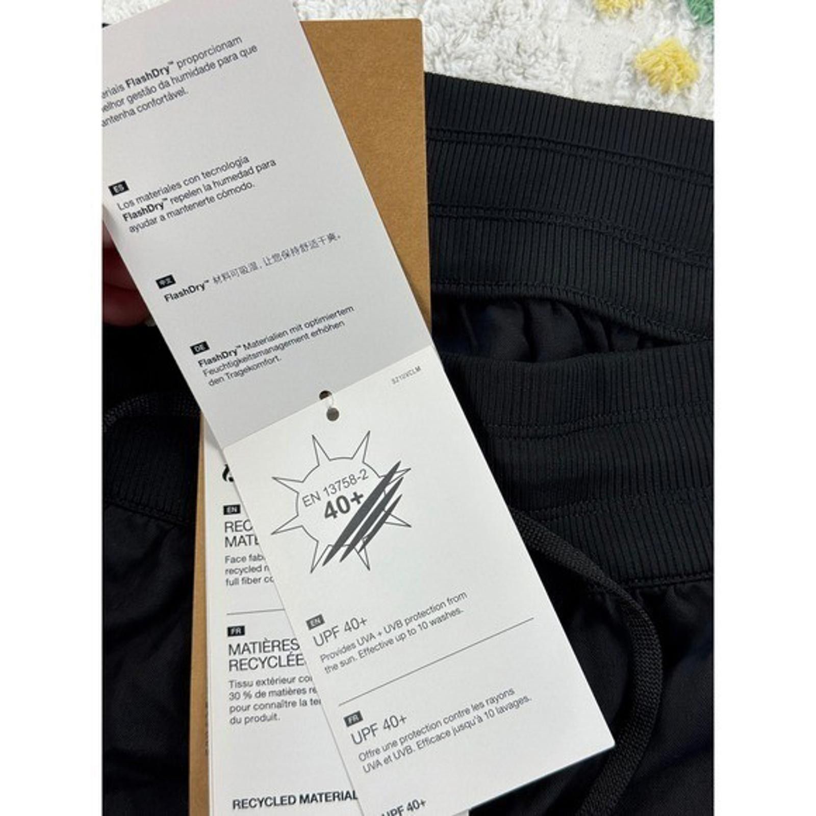 The North Face The North Face Womens 2X Regular Black FlashDry Capri Pants Size 42" / US 20 - 7 Thumbnail