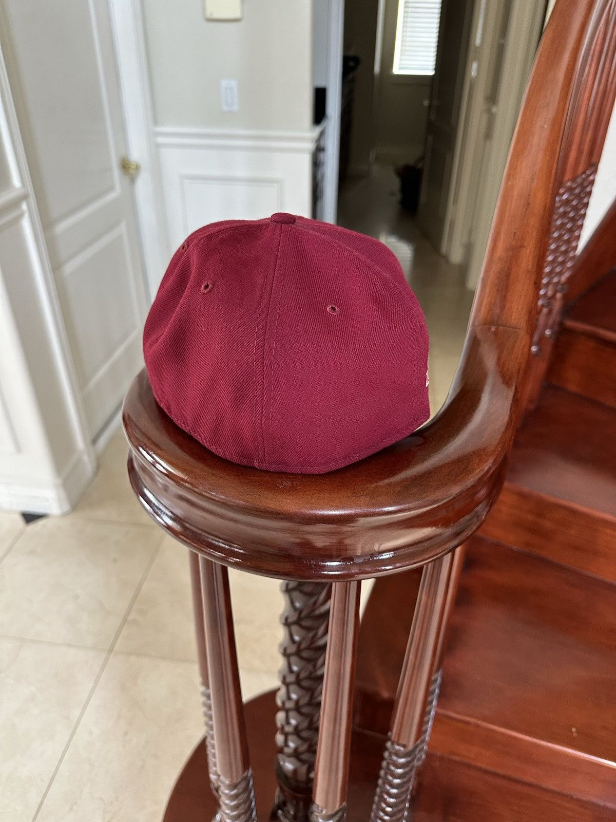 New Era Atlanta Braves Maroon Fitted Size 7 1/8 🐙 Size ONE SIZE - 3 Thumbnail