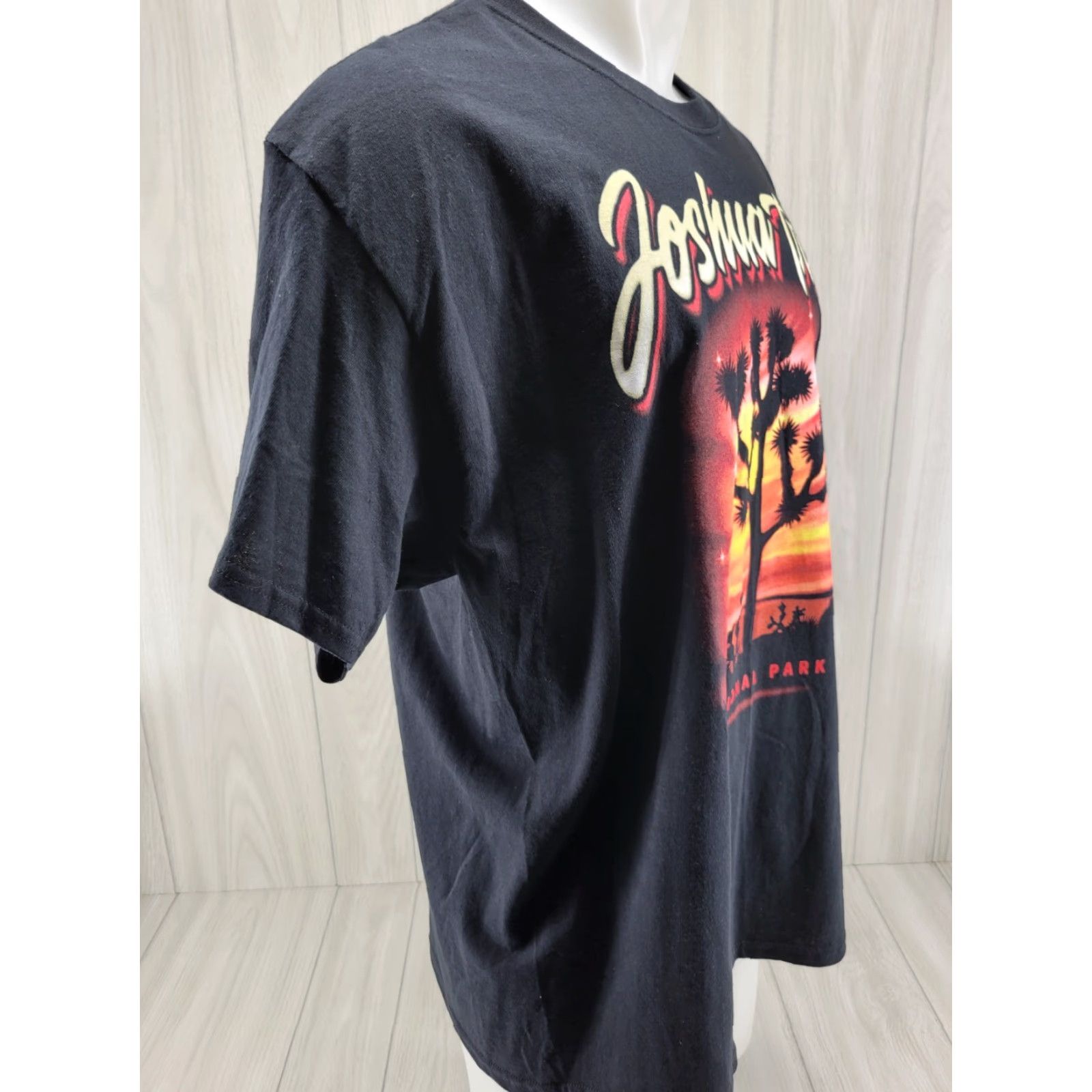 Vintage VINTAGE DOM JOSHUA TREE NATIONAL PARK SOUVENIR T-SHIRT XL Black Cotton Jersey Logo 90s USA Nature Unisex Adults Shirt Mens Size US XL / EU 56 / 4 - 4 Thumbnail