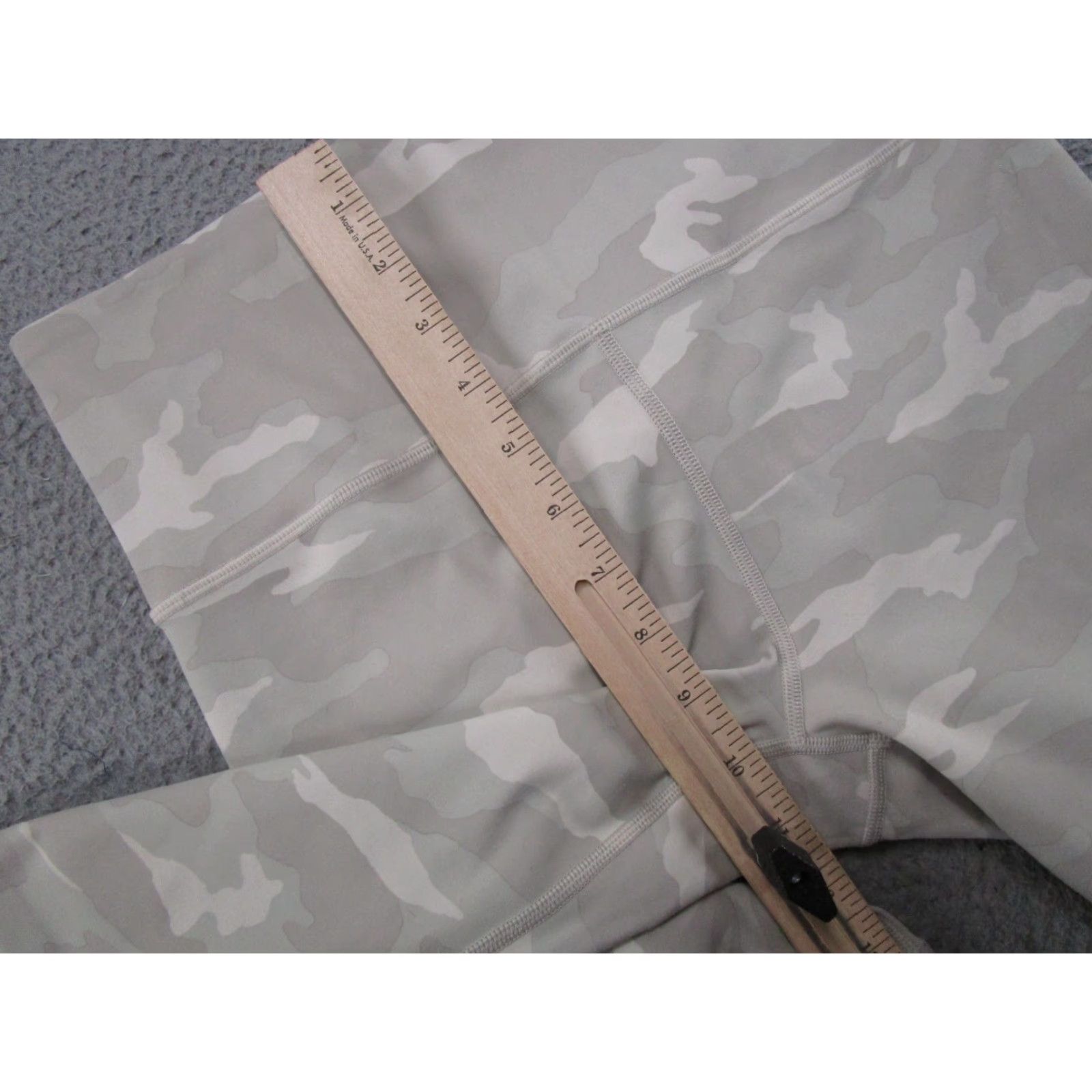 Athleta Athleta Leggings Women's Size M Gray Camo Camouflage Yoga Elation 7/8 Tight Size 32" / US 10 / IT 46 - 5 Thumbnail