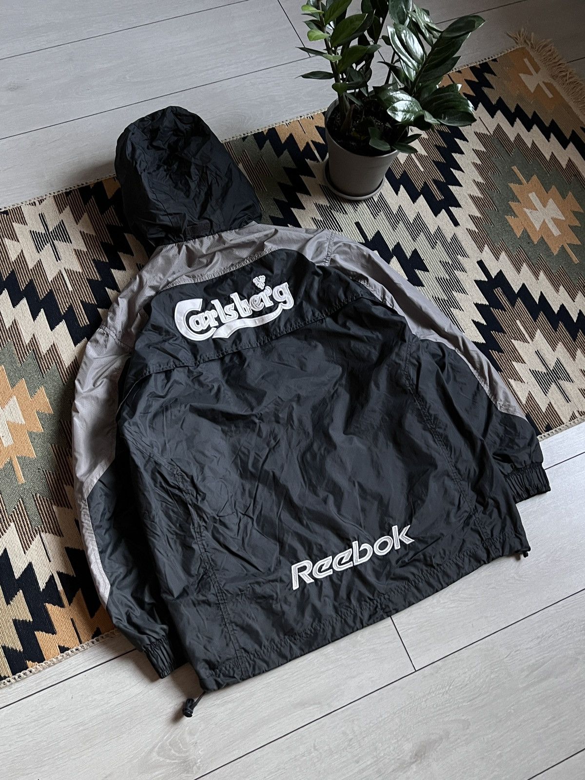 Reebok Vintage Reebok F.C. Liverpool Carlsberg Jacket Size US XS / EU 42 / 0 - 7 Thumbnail