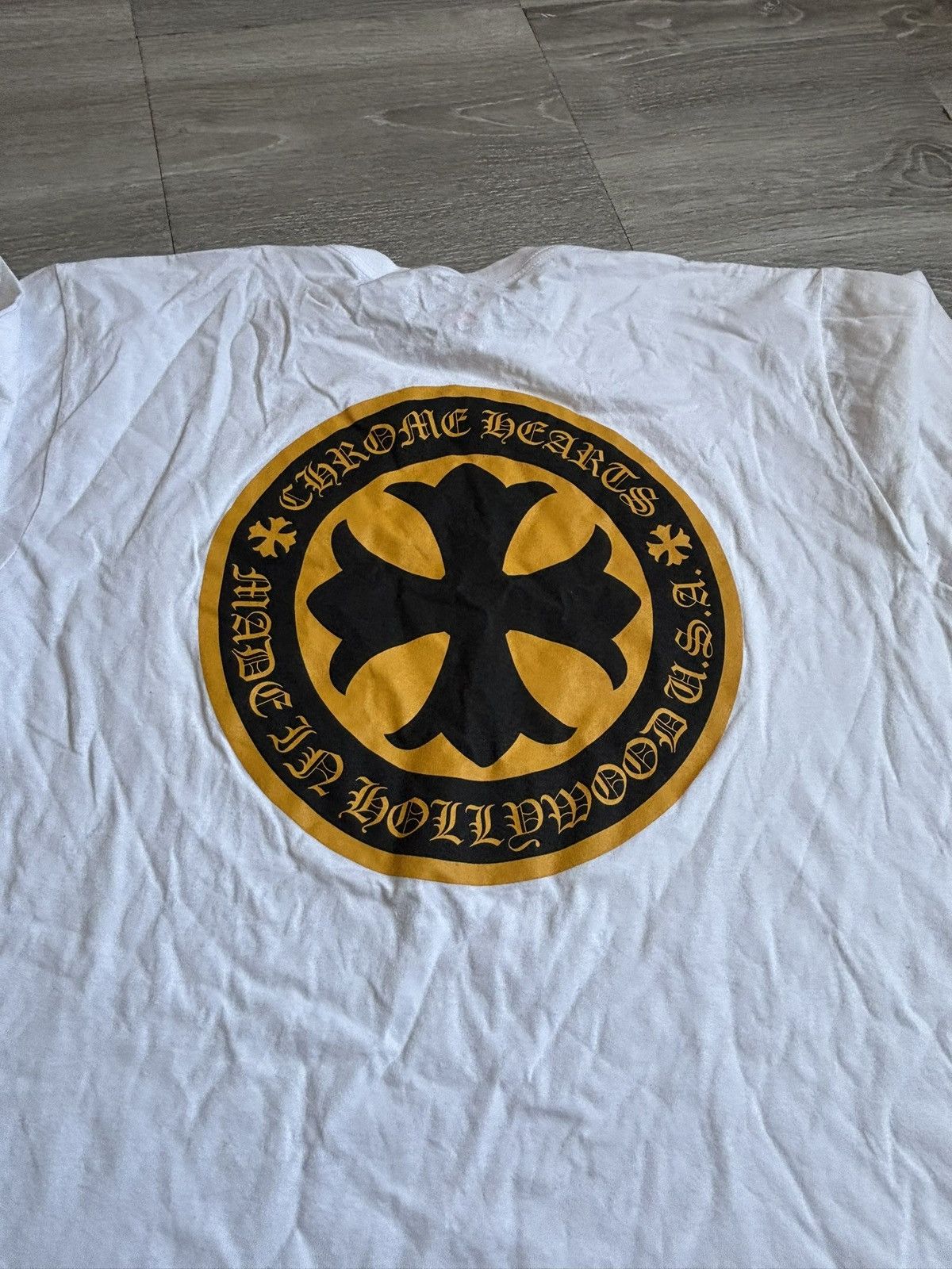 Chrome Hearts Chrome Hearts Yellow Cross Plus White Tee Size US XL / EU 56 / 4 - 7 Thumbnail