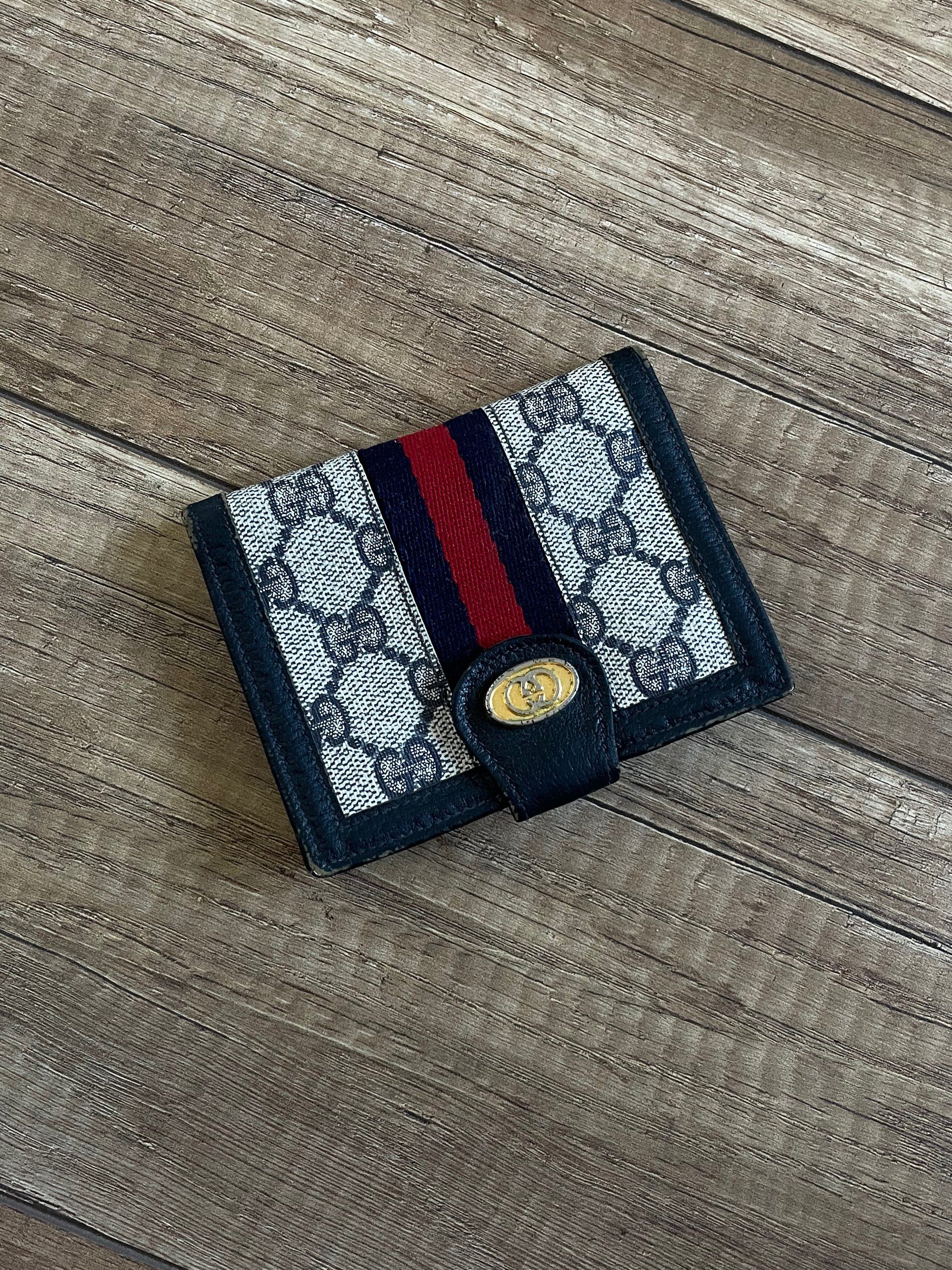 Gucci Gucci Vintage Accessory Collection Web Stripe Wallet Size ONE SIZE - 1 Thumbnail