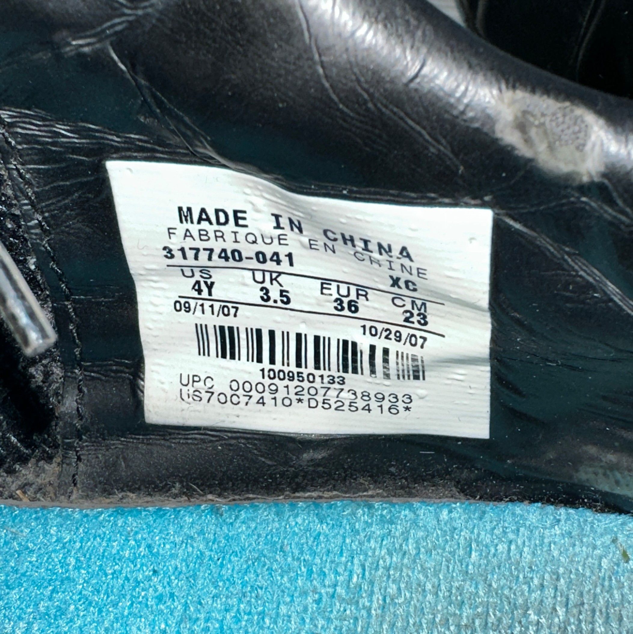 Nike Nike Mercurial Vapor IV FG Kids Football Cleats Boots Rare Size US 5 / EU 37 - 23 Thumbnail