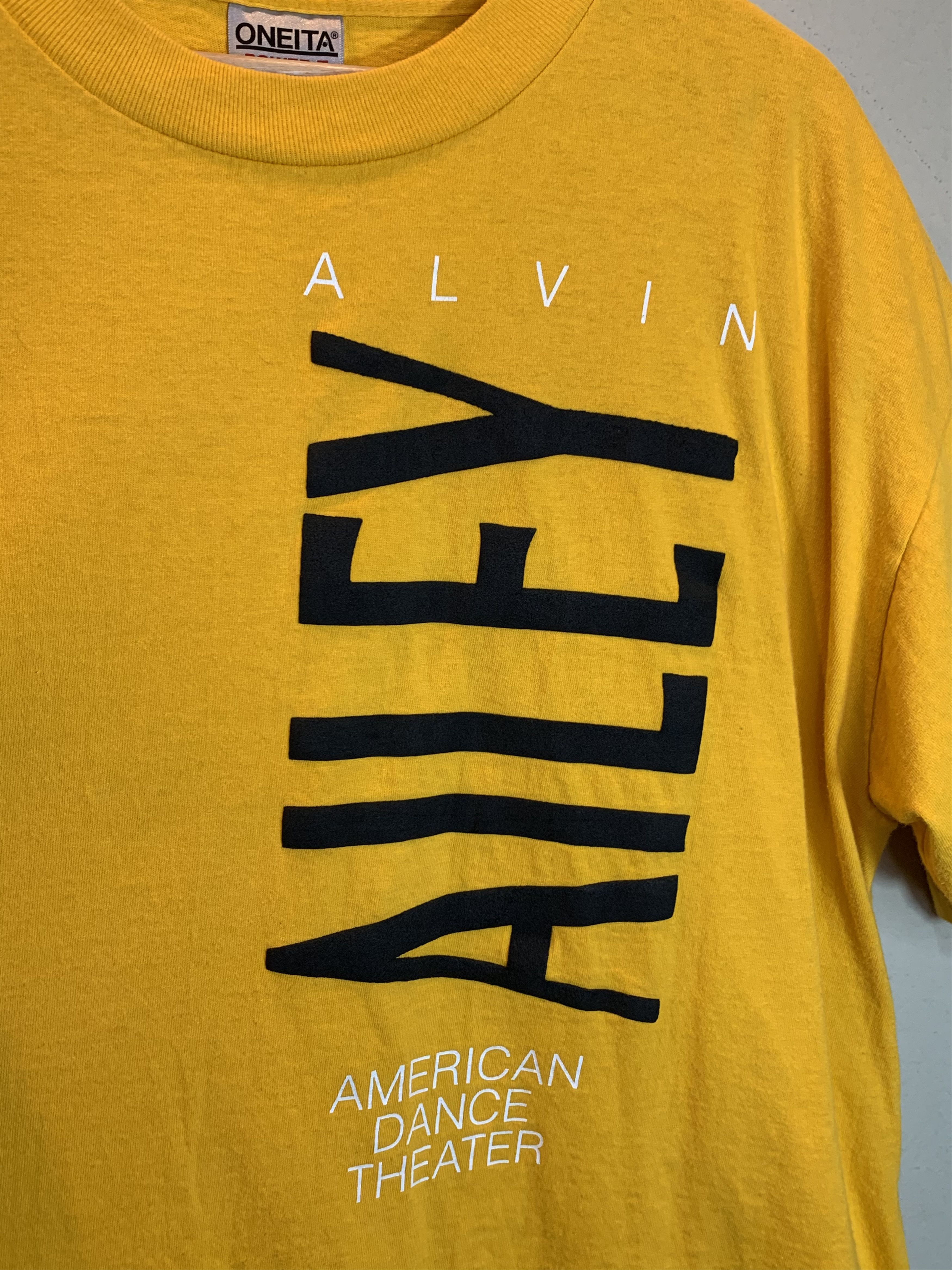 Vintage *RARE* Vintage 80’s Alvin Ailey Dance Theater T-Shirt Size US XL / EU 56 / 4 - 2 Thumbnail