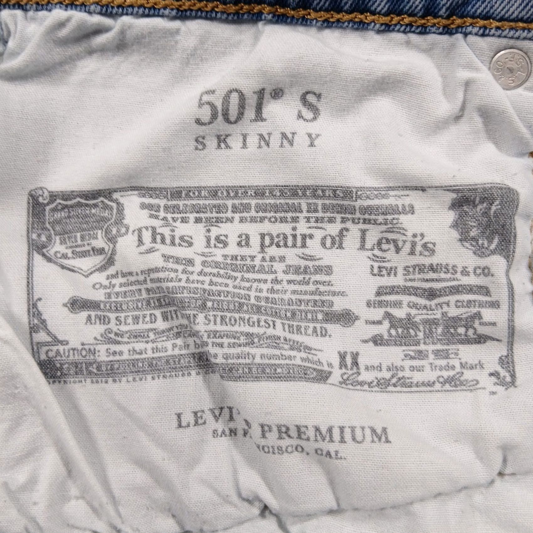 Levi's VINTAGE? No. Levi's 501 S Skinny Jeans Button Fly Light Wash Women W33 L28 EUC Size 24" / US 00 / IT 34 - 5 Thumbnail
